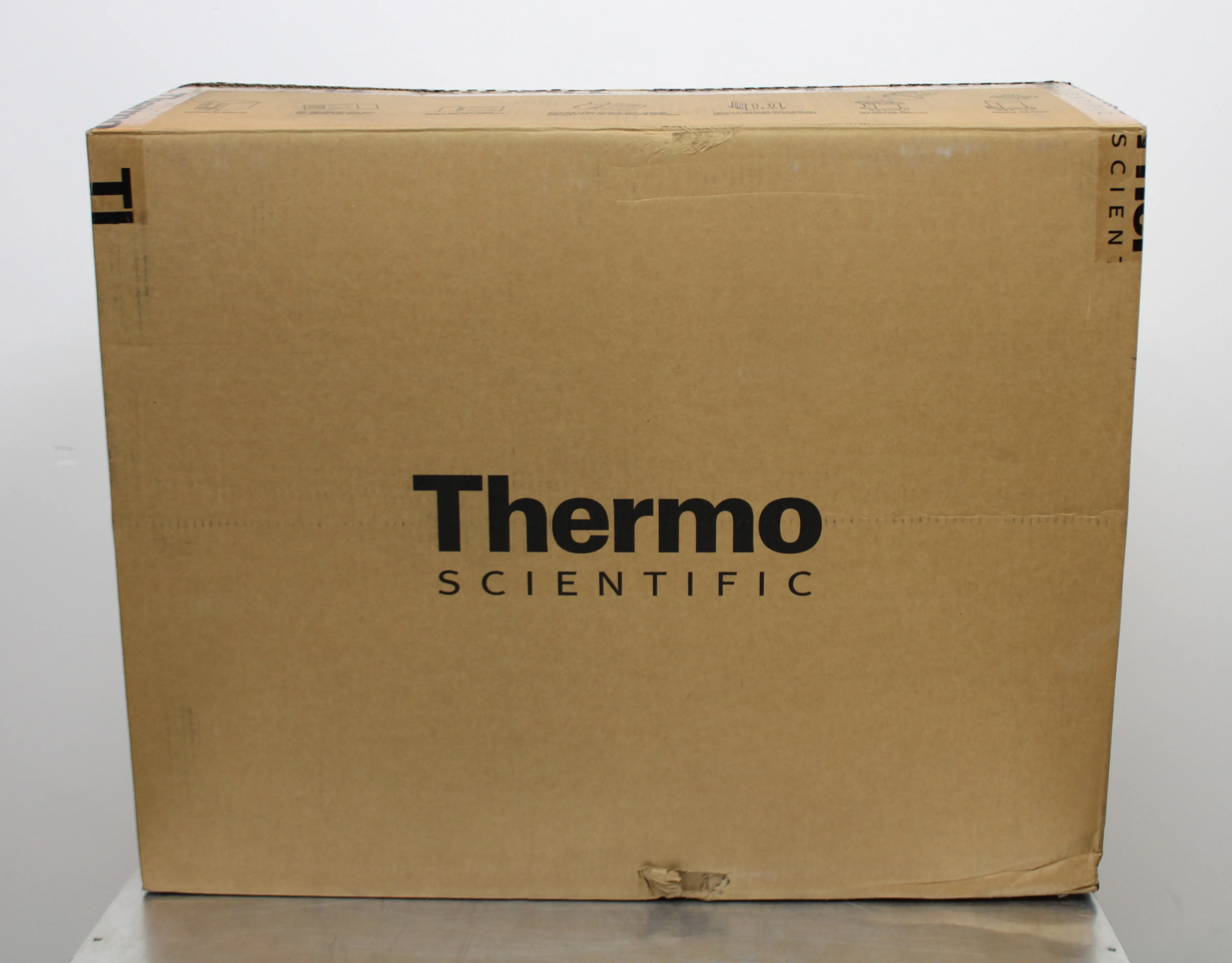 Thermo Scientific Dionex ICS-5000+ SP-5 Single Pump, P/N: 075925