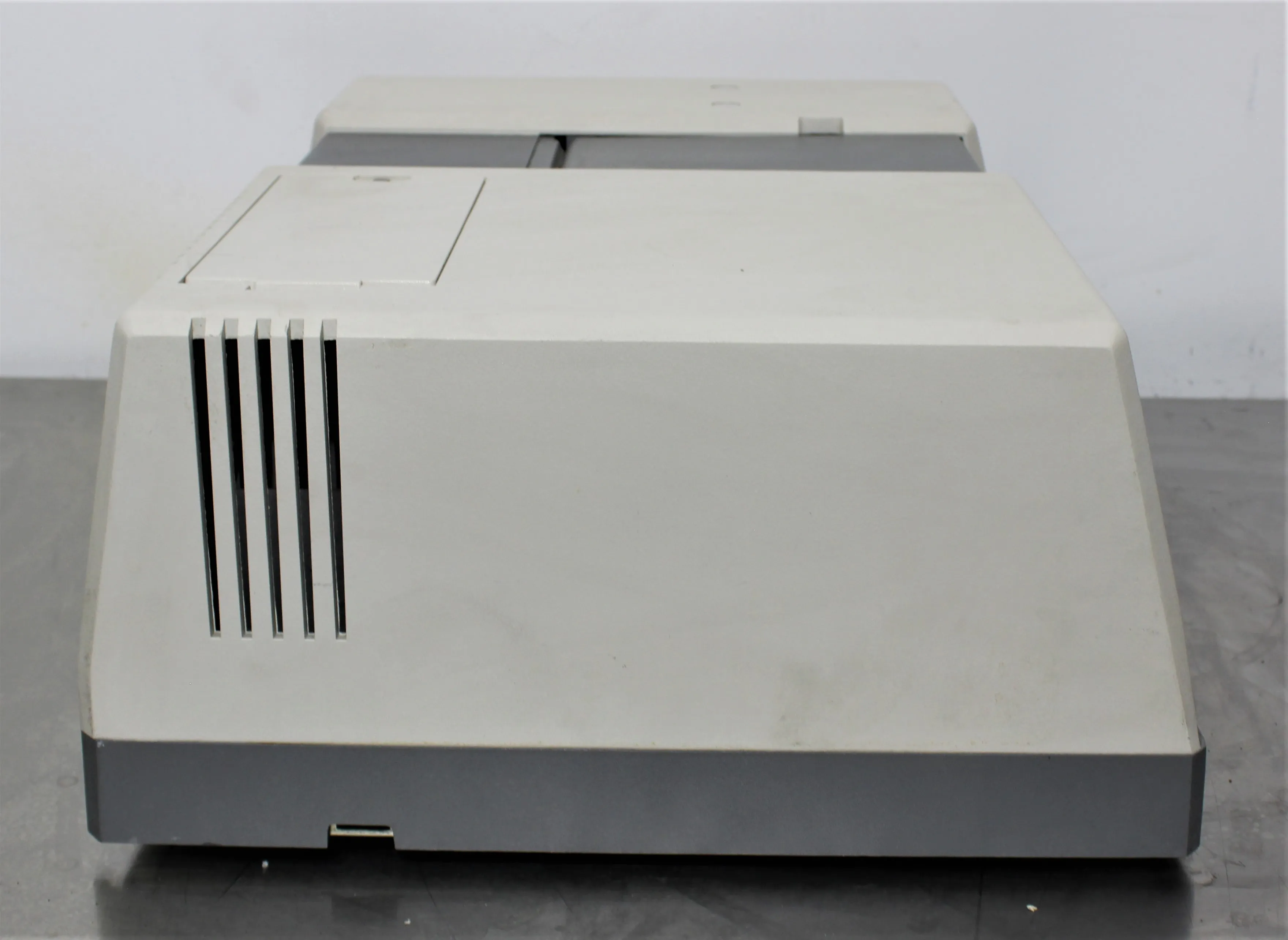 Beckman Coulter DU 800 Spectrophotometer UV-Vis System with PC Control