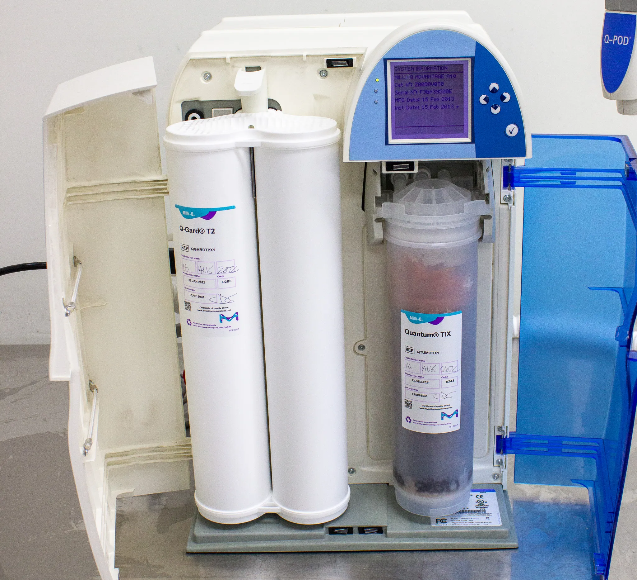 Millipore Milli-Q Advantage A10 Water Purification System Z00Q0V0T0