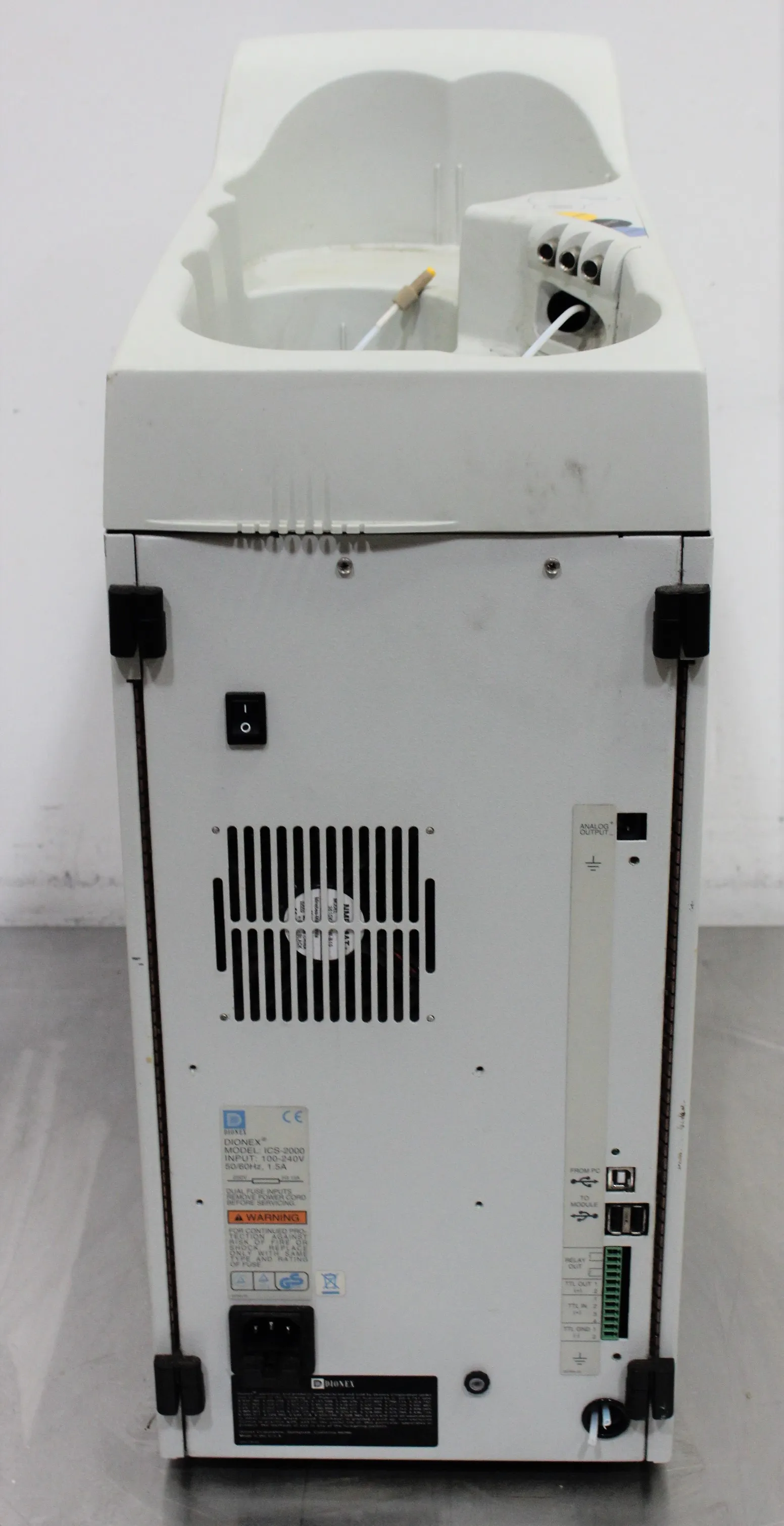 Dionex ICS-2000 Ion Chromatography System for Parts or Not Working