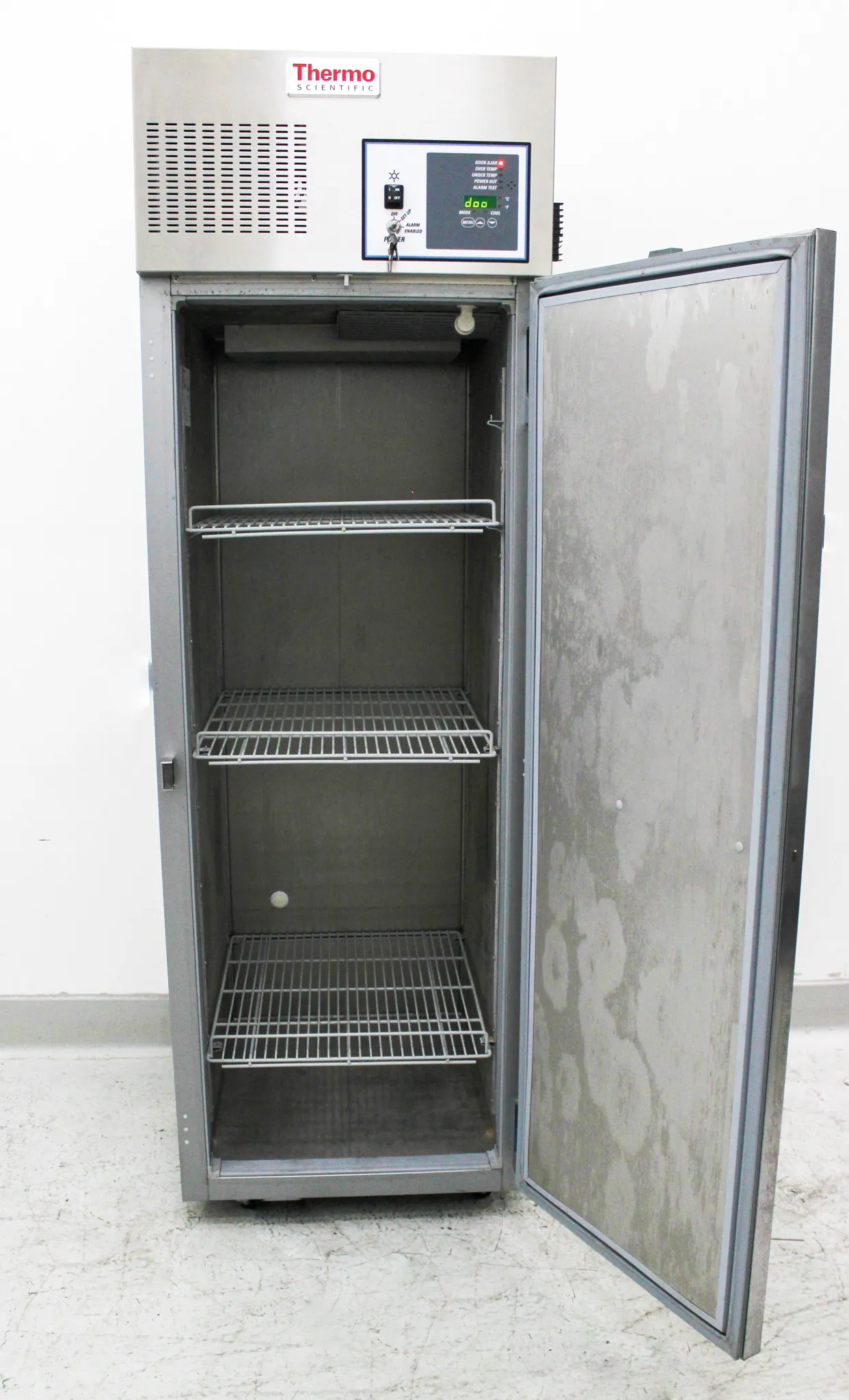 Thermo Scientific MF25SS-SAEE-TS General Purpose Lab Freezer 24 cu ft