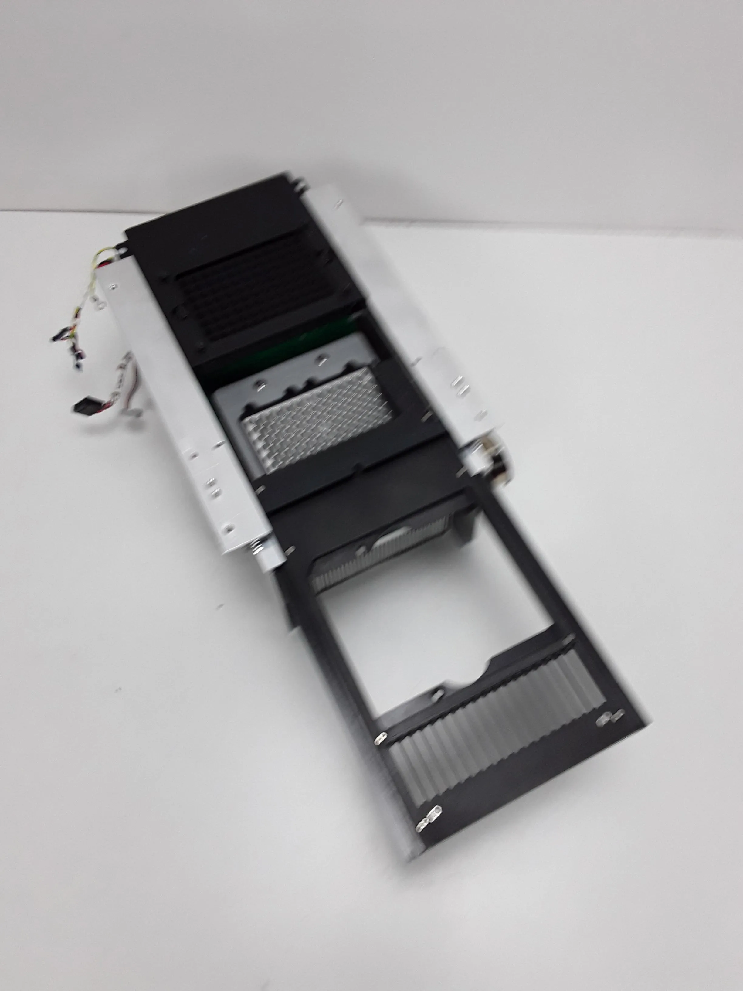 Applied Biosystems 4357903 FAST 7500 ASSY Sample Block Molecular Biology Accessory