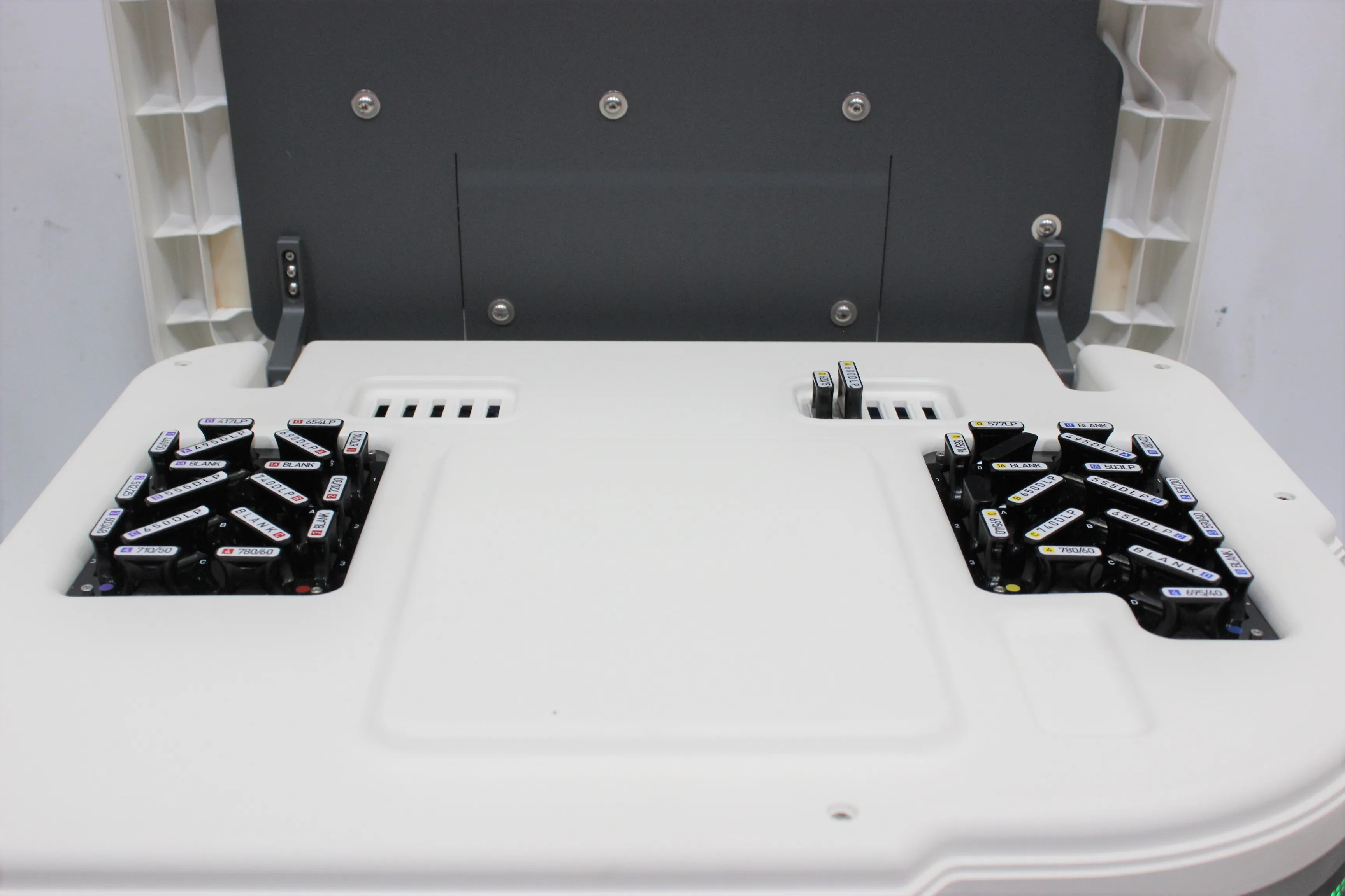 Applied Biosystems NxT Acoustic Focusing Cytometer for Flow Cytometry