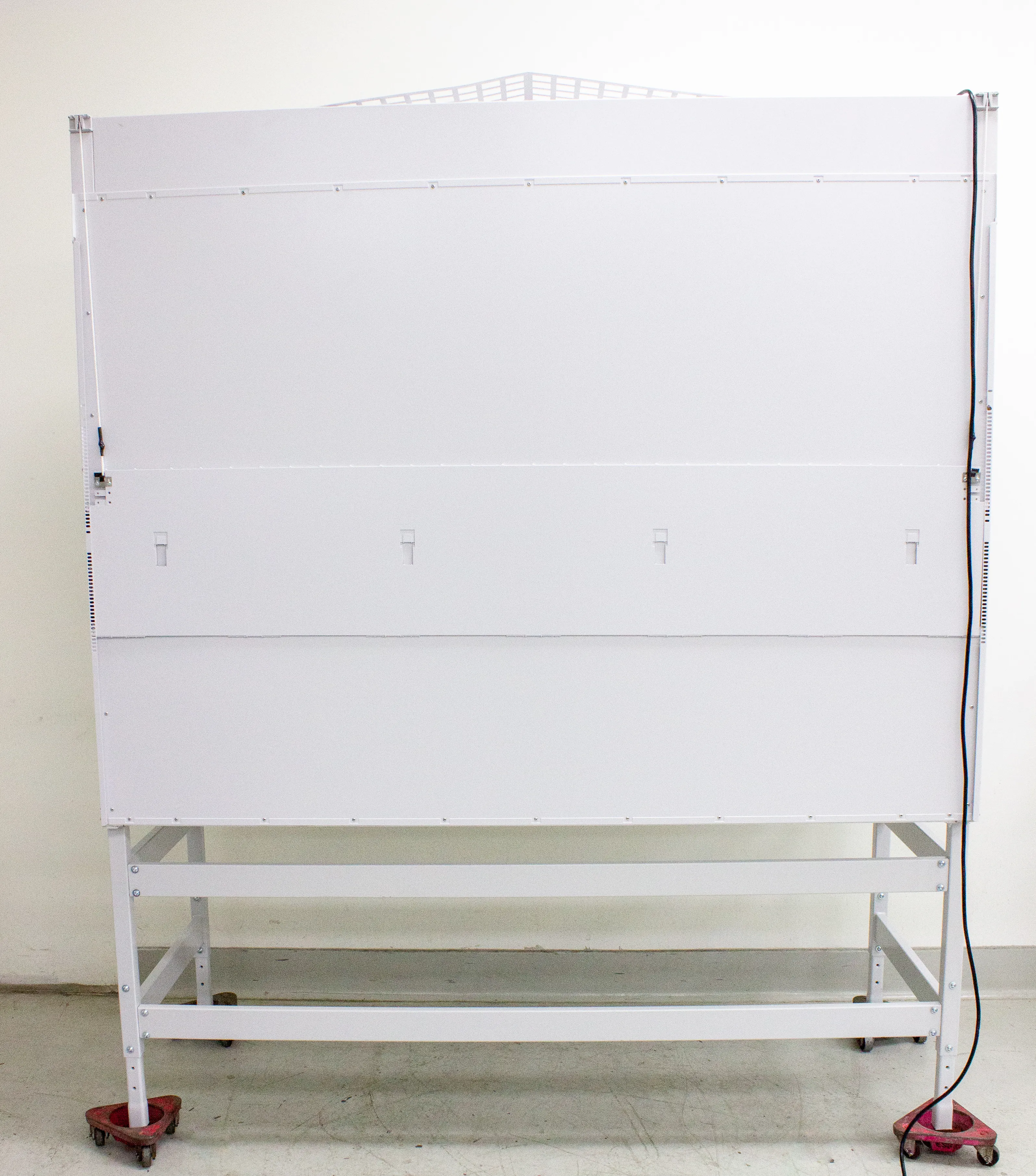 Thermo Scientific 1300 Series Class II, Type A2 Biological Safety Cabinet Model 1377