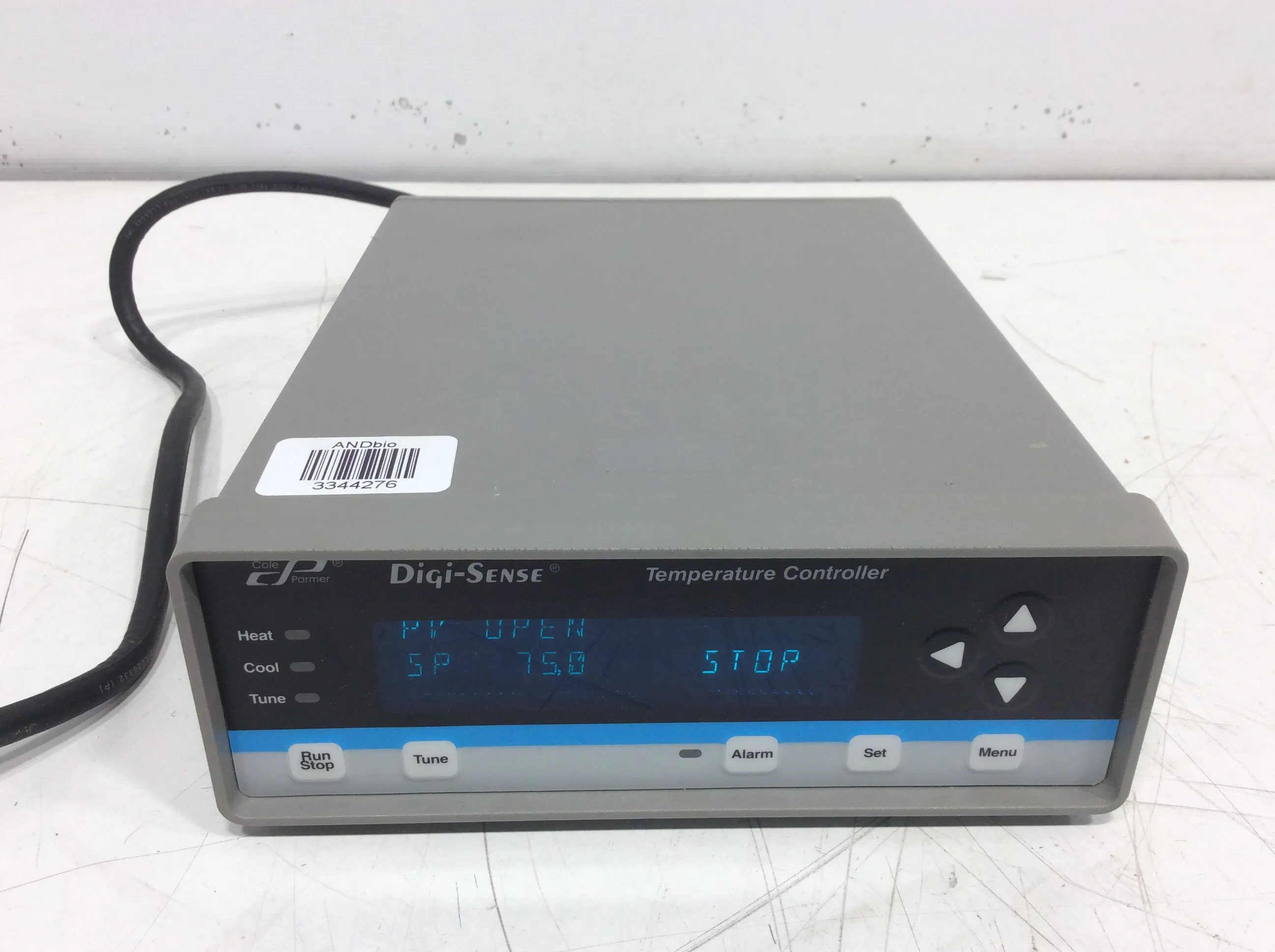 Cole Parmer 89000-00 Digi-Sense Temperature Controller