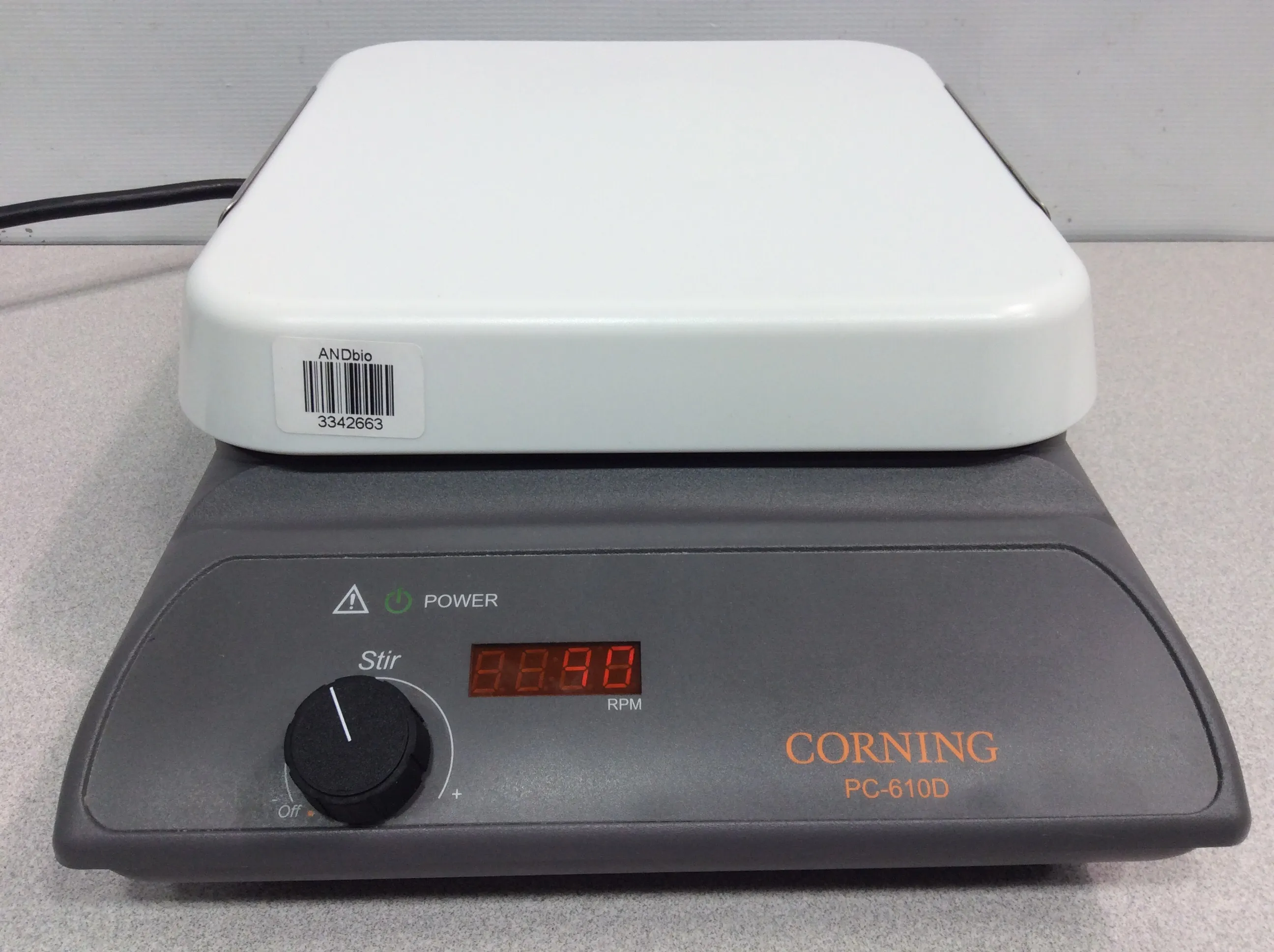 Corning PC-610D Laboratory Stirrer With Digital Display