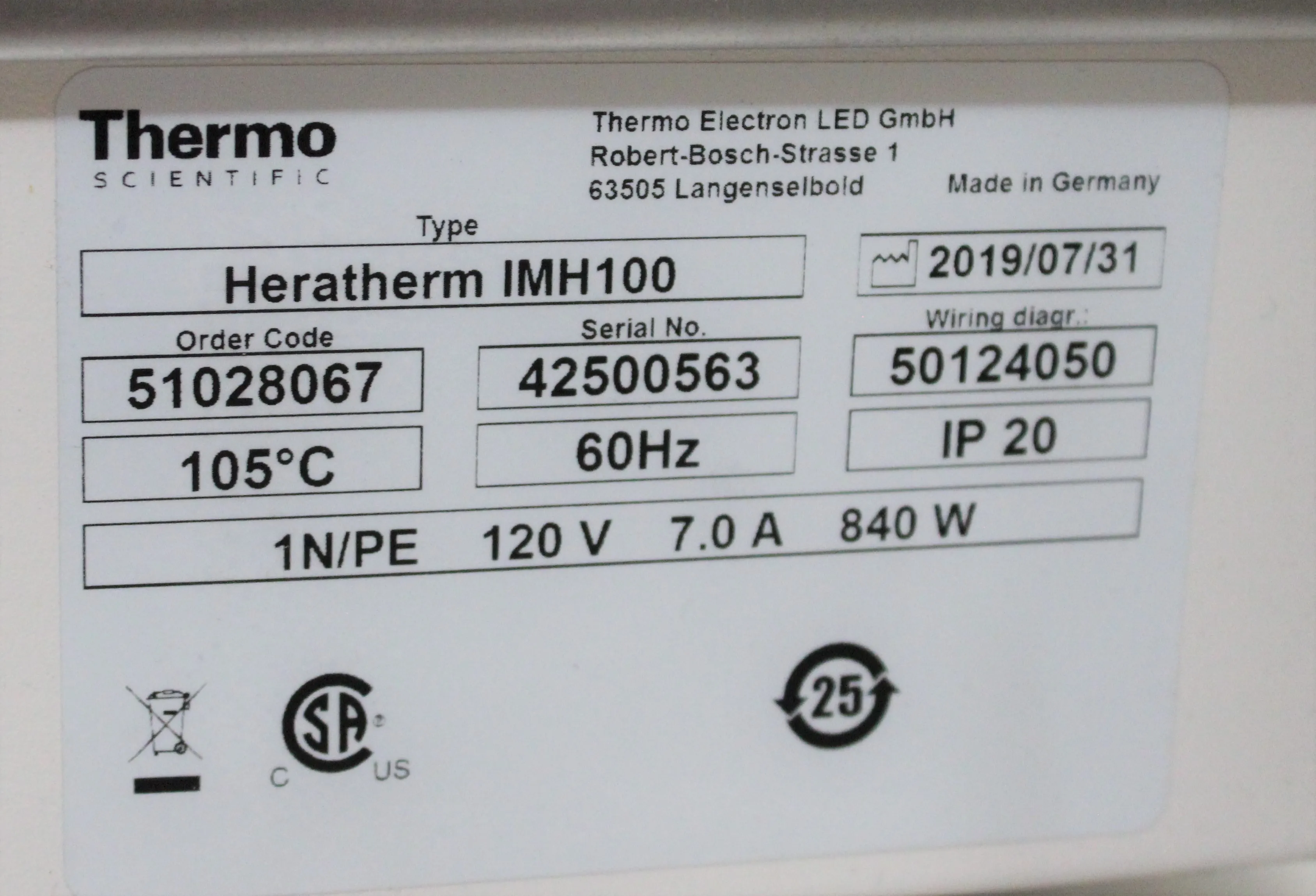 Thermo Scientific Heratherm IMH100 Incubator Shaker