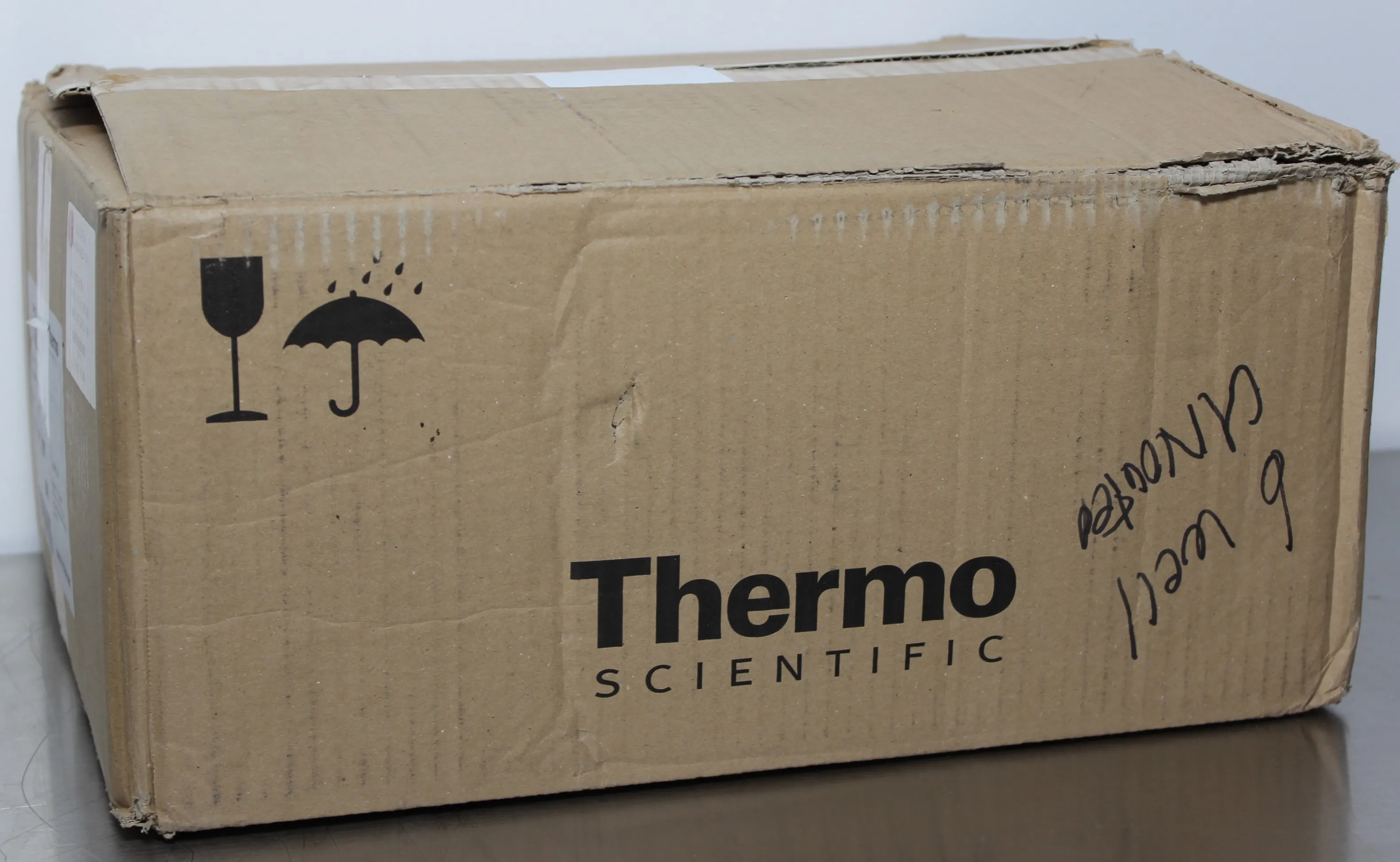 Thermo Scientific 6 SI Sterile Non-Treated Multidishes 150239