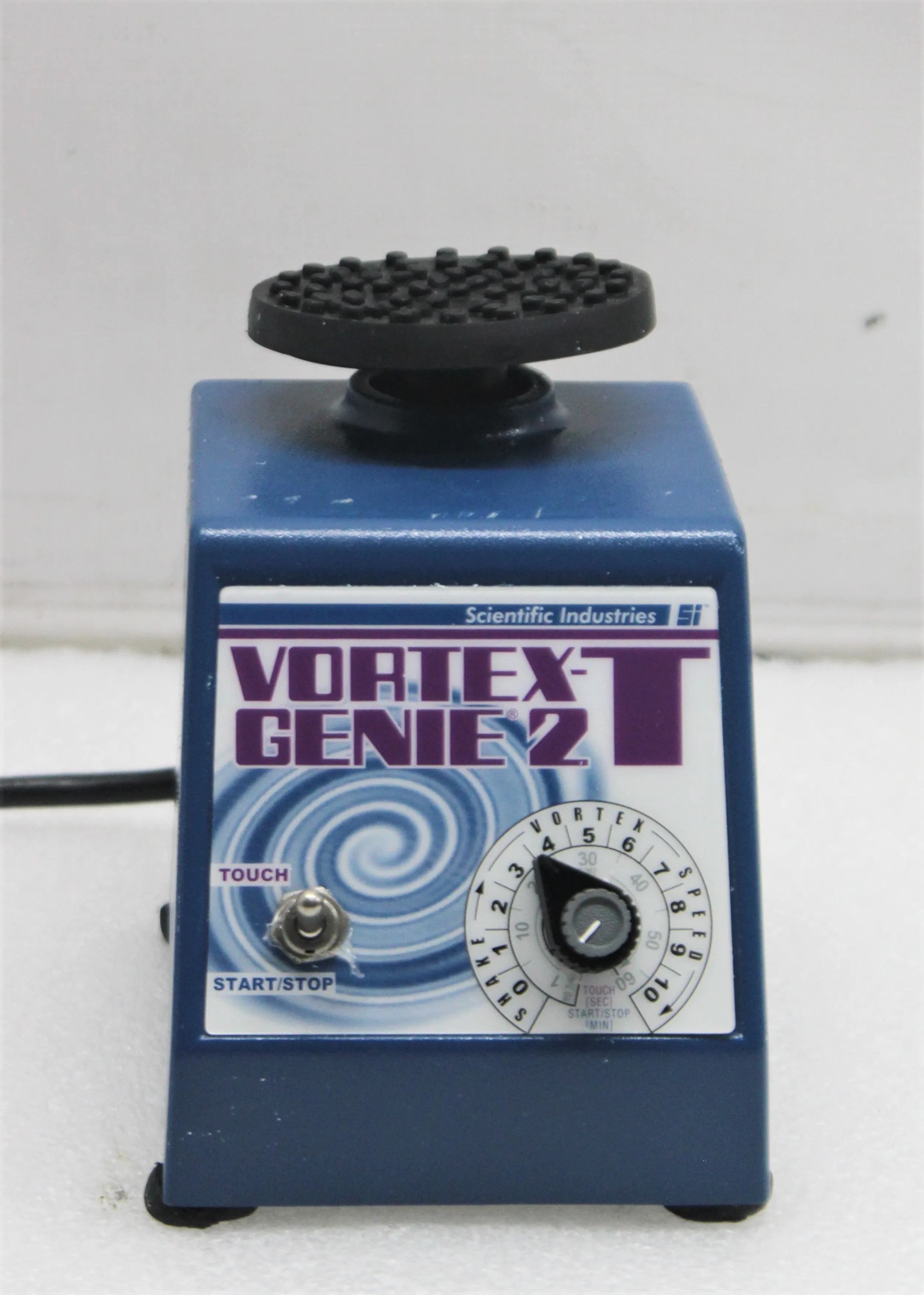 Scientific Industries Vortex-Genie 2 SI-T236 Laboratory Vortexer / Rotator / Shaker