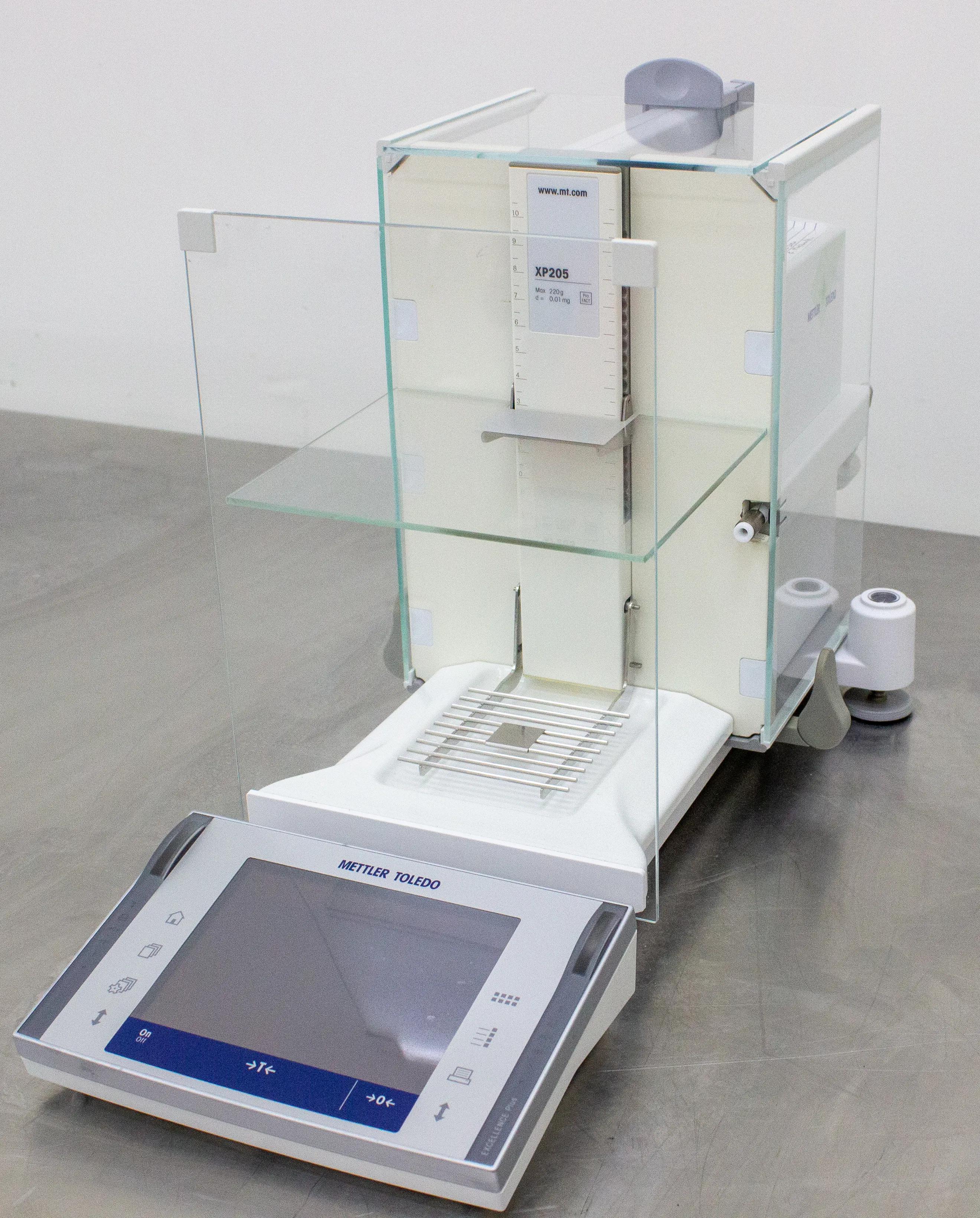 Mettler Toledo XP205 Analytical Balance