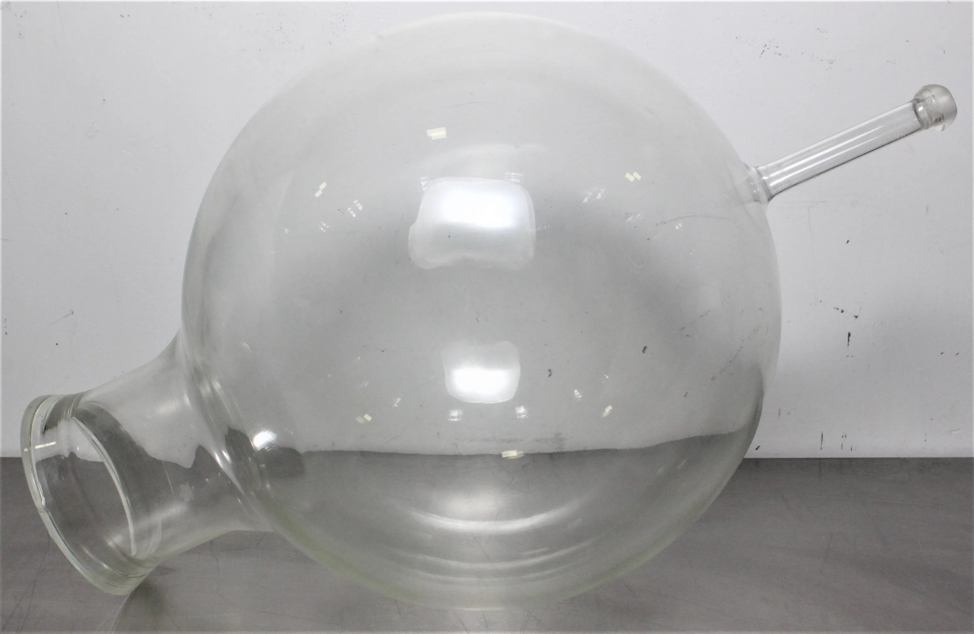 Kontes 15 Liter Round Bottom Boiling Flask w Inlet - Used Glassware Lab Equipment