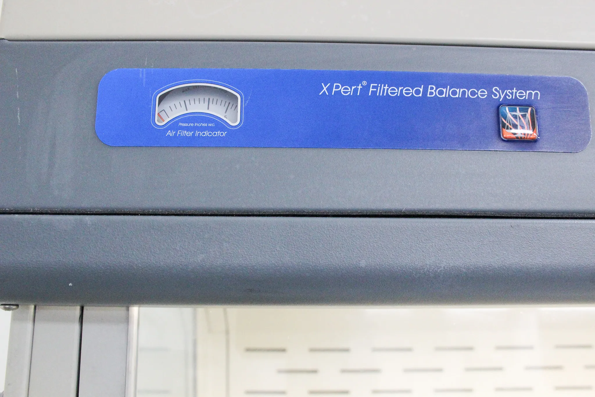 Labconco 6' XPert Filtered Balance System, Deep w/ Guardian Airflow Monitor