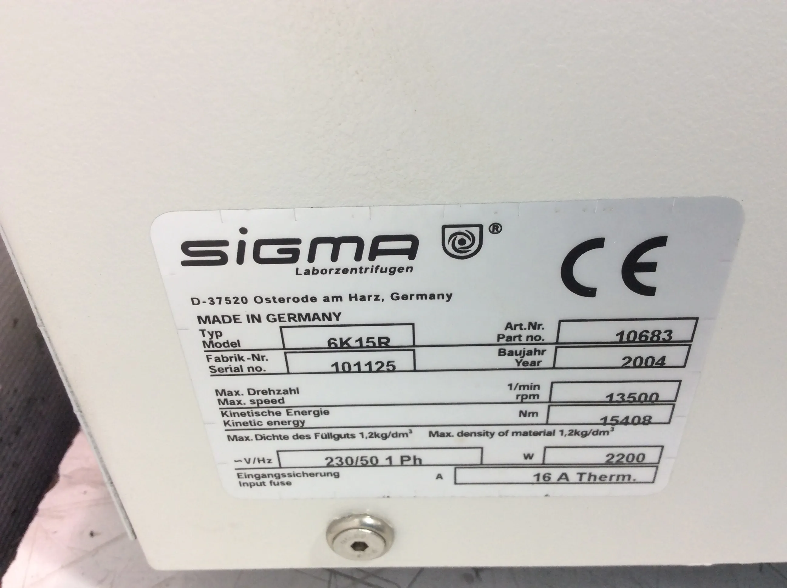 Sigma 6K15 Robot Benchtop Centrifuge