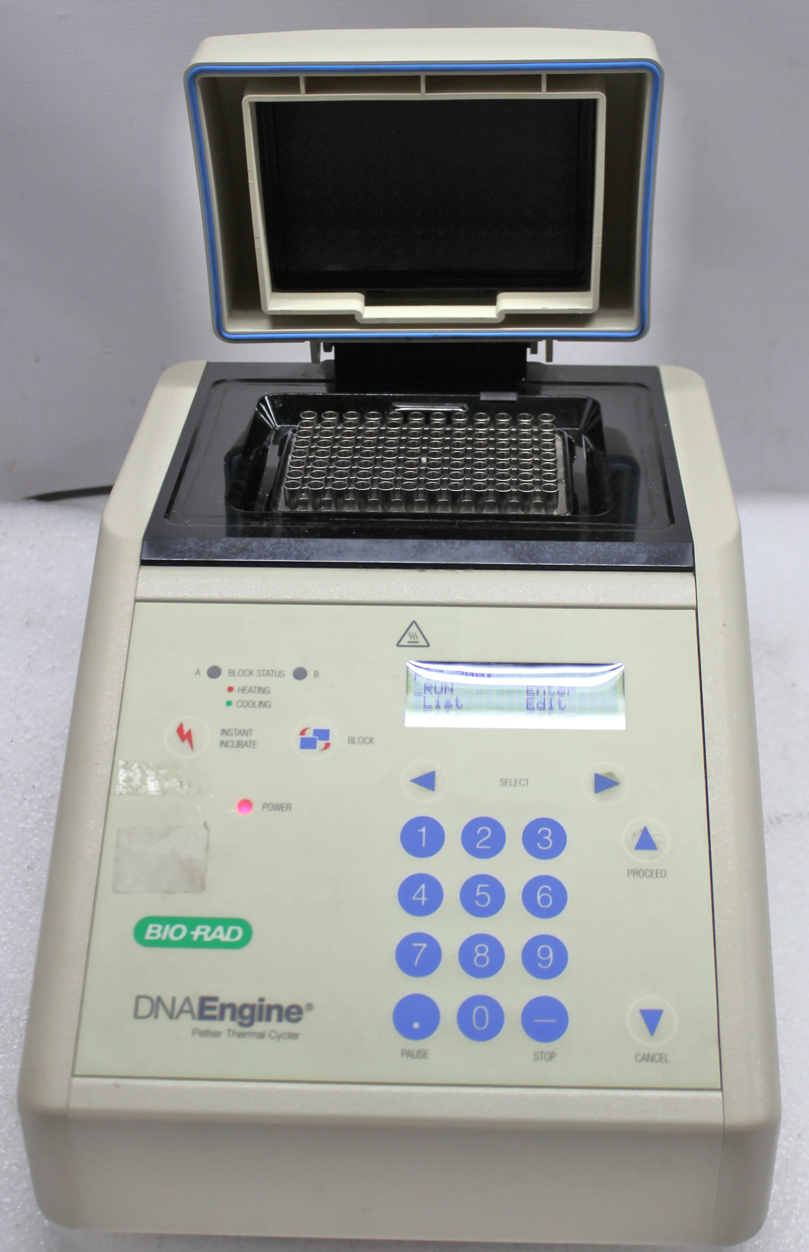 BIO-RAD PTC-200 PCR Thermal Cycler with 30-Day Warranty