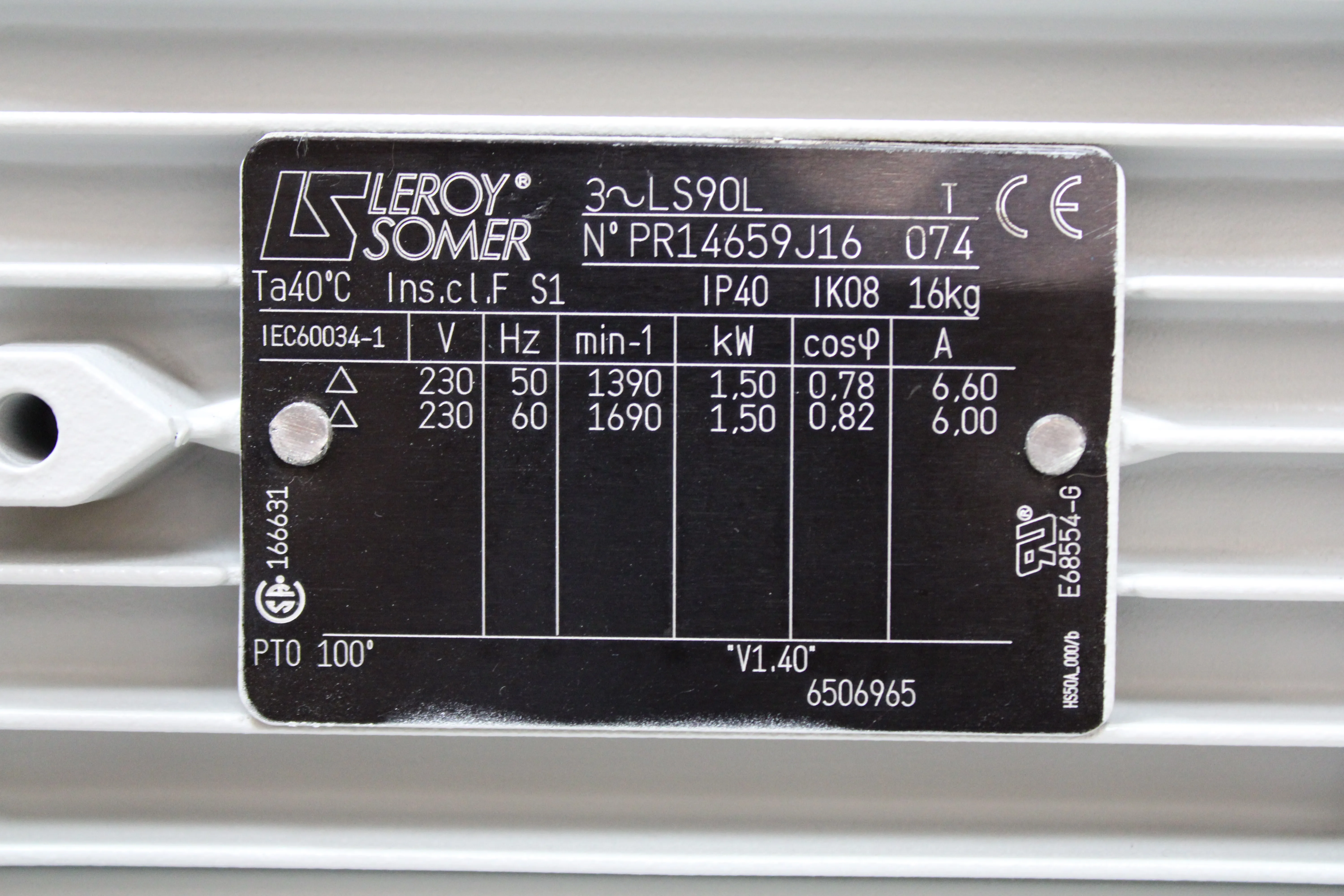 Leybold Sogevac SV65BIFC 960465V013001 Vacuum Pump