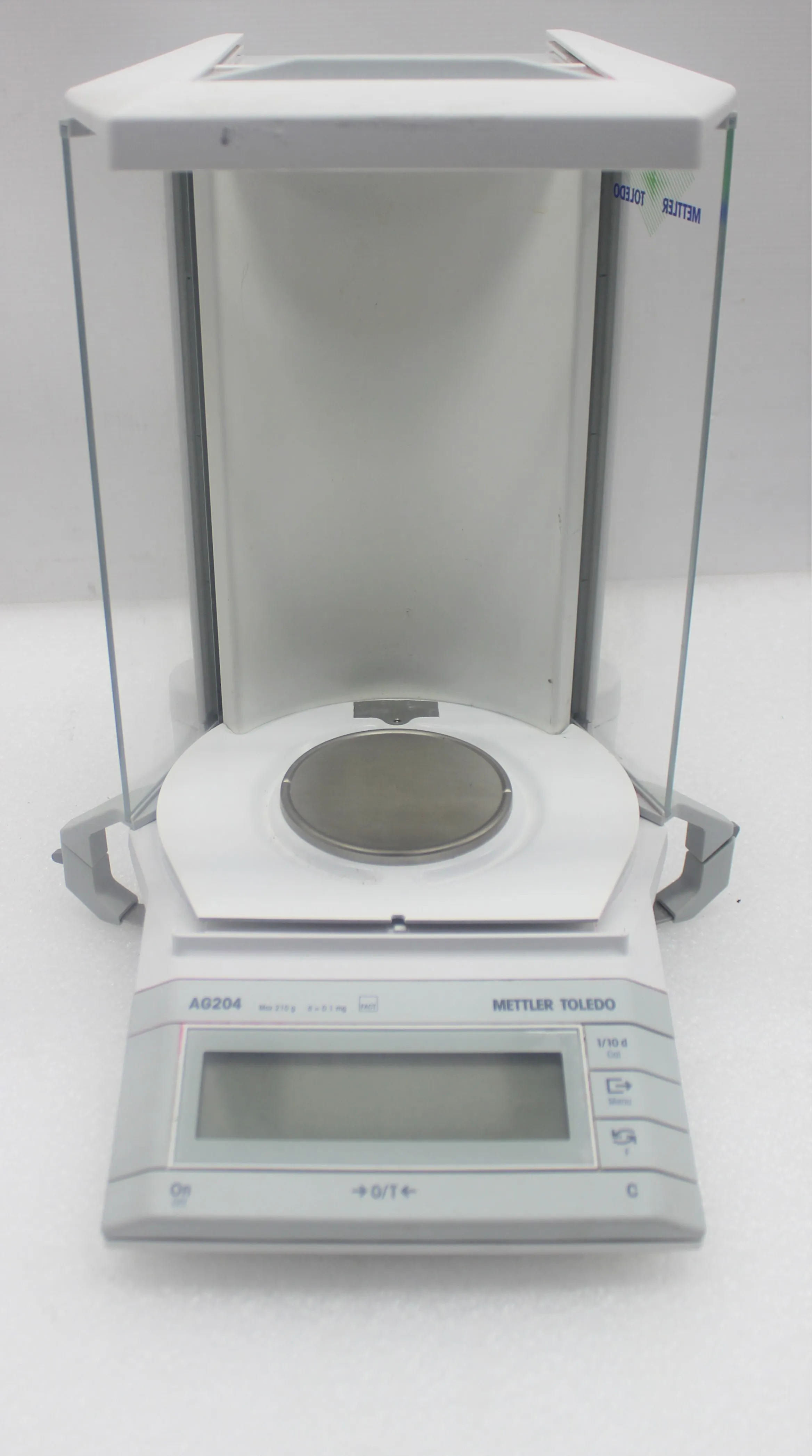 Mettler-Toledo AG204 Analytical Balance