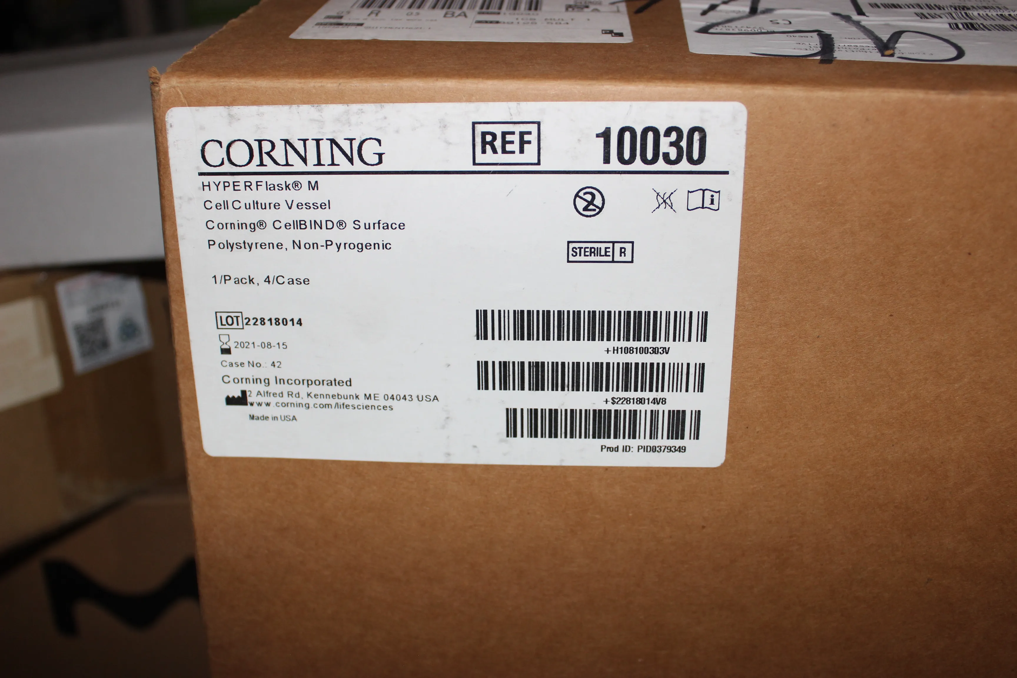 Corning HYPERFlask M Lab Equipment