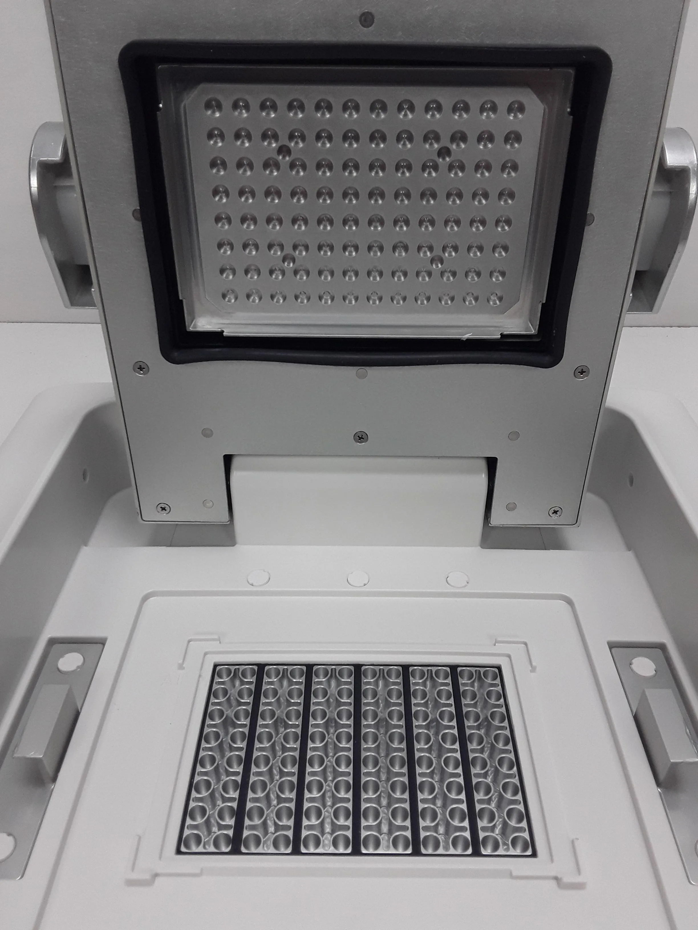 Applied Biosystems ProFlex 96-Well Sample Block