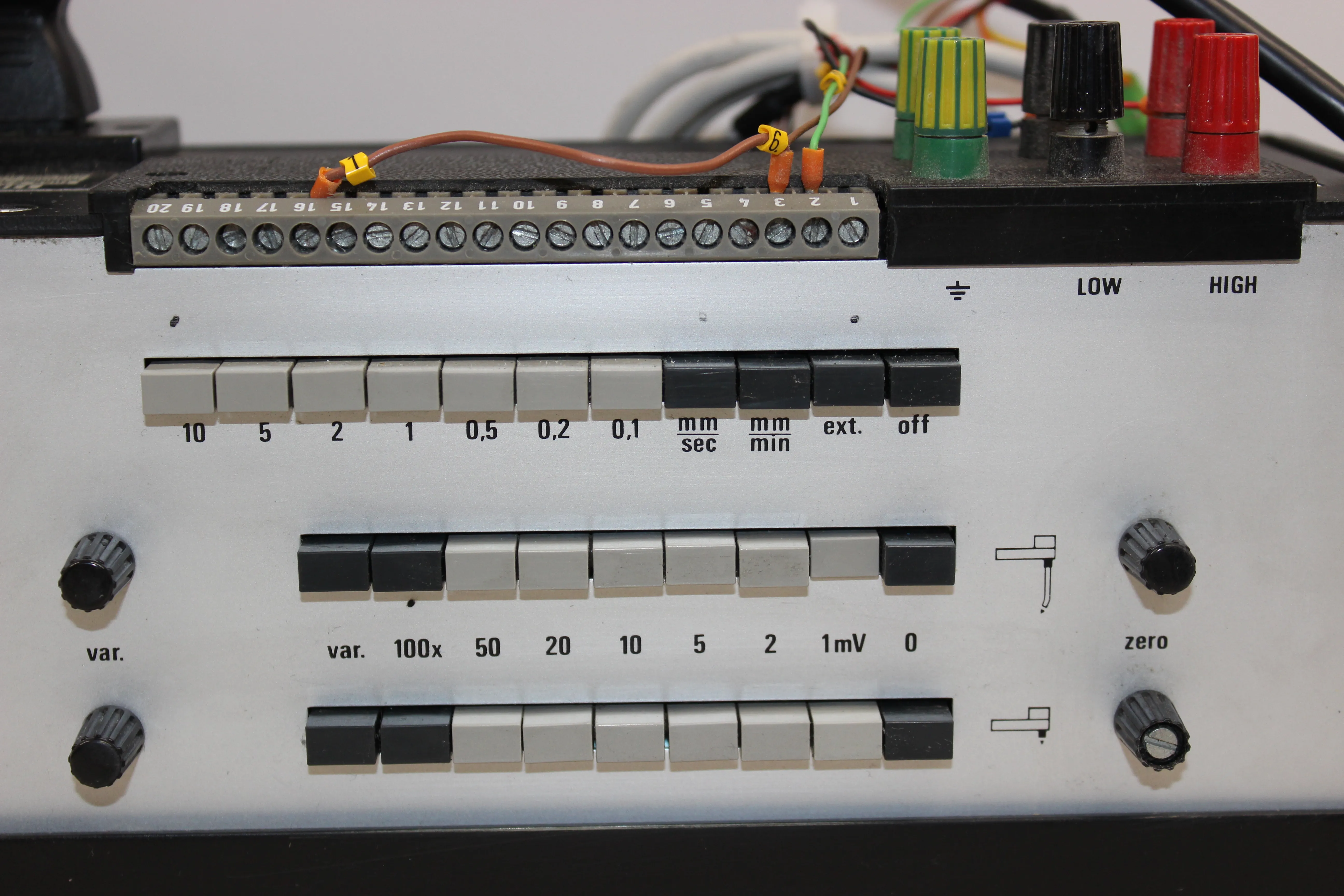 Pharmacia Fine Chemical 19-8003-01 Chart Recorder