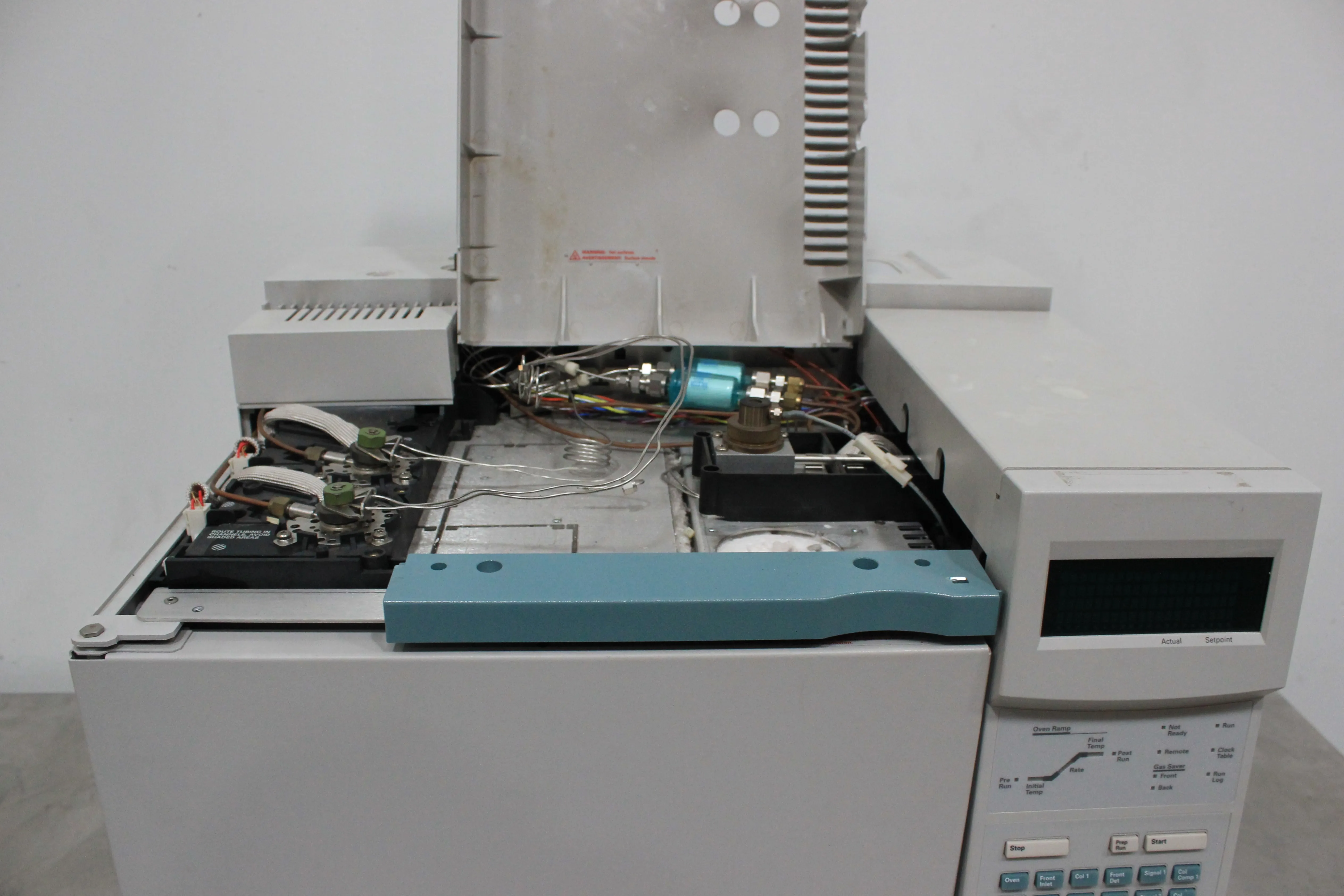 Hewlett Packard G1530A Gradient Chamber Gas Chromatograph