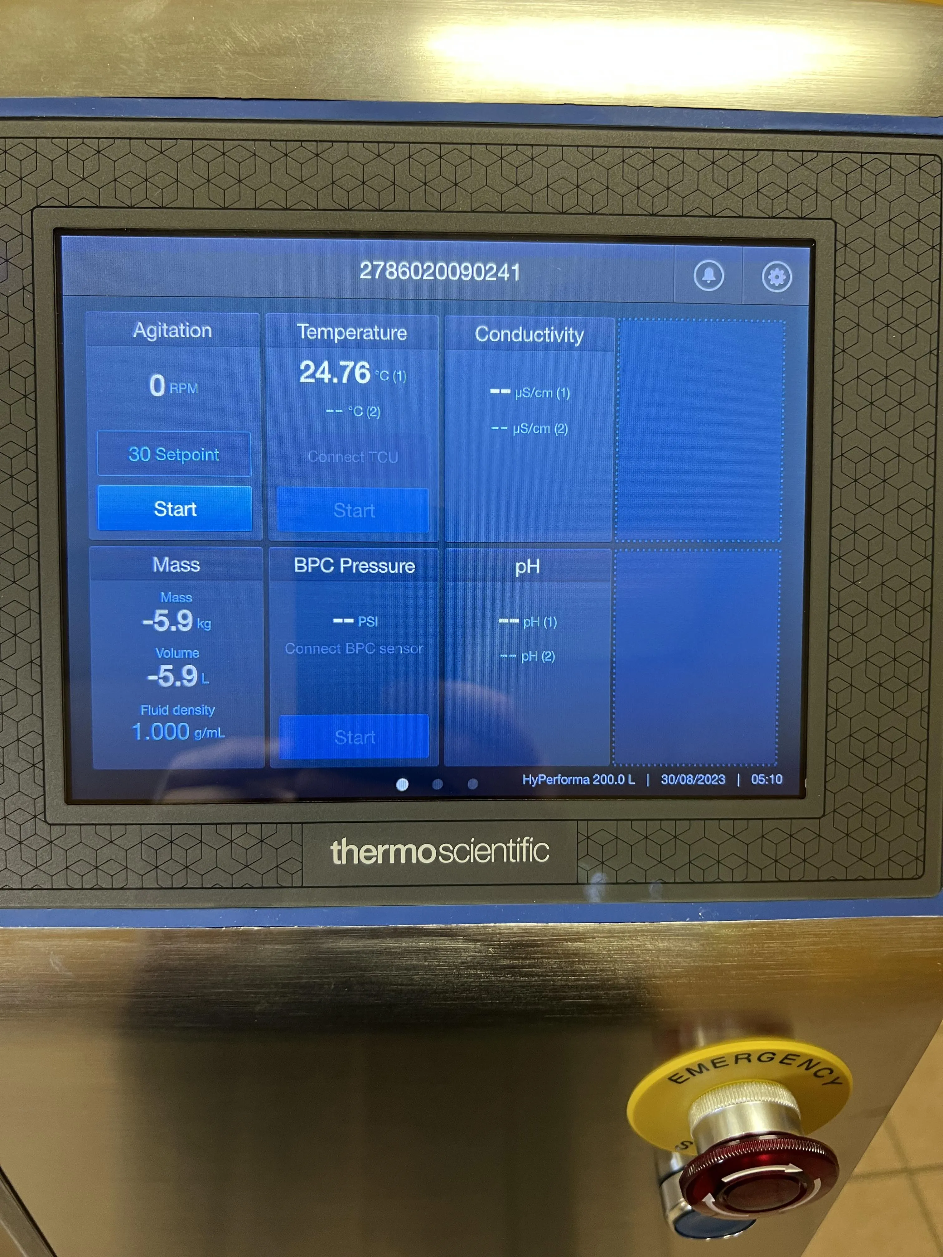 Thermo Fisher HyPerforma S.U.M. 200L Single User Mixer w/Touchscreen Console