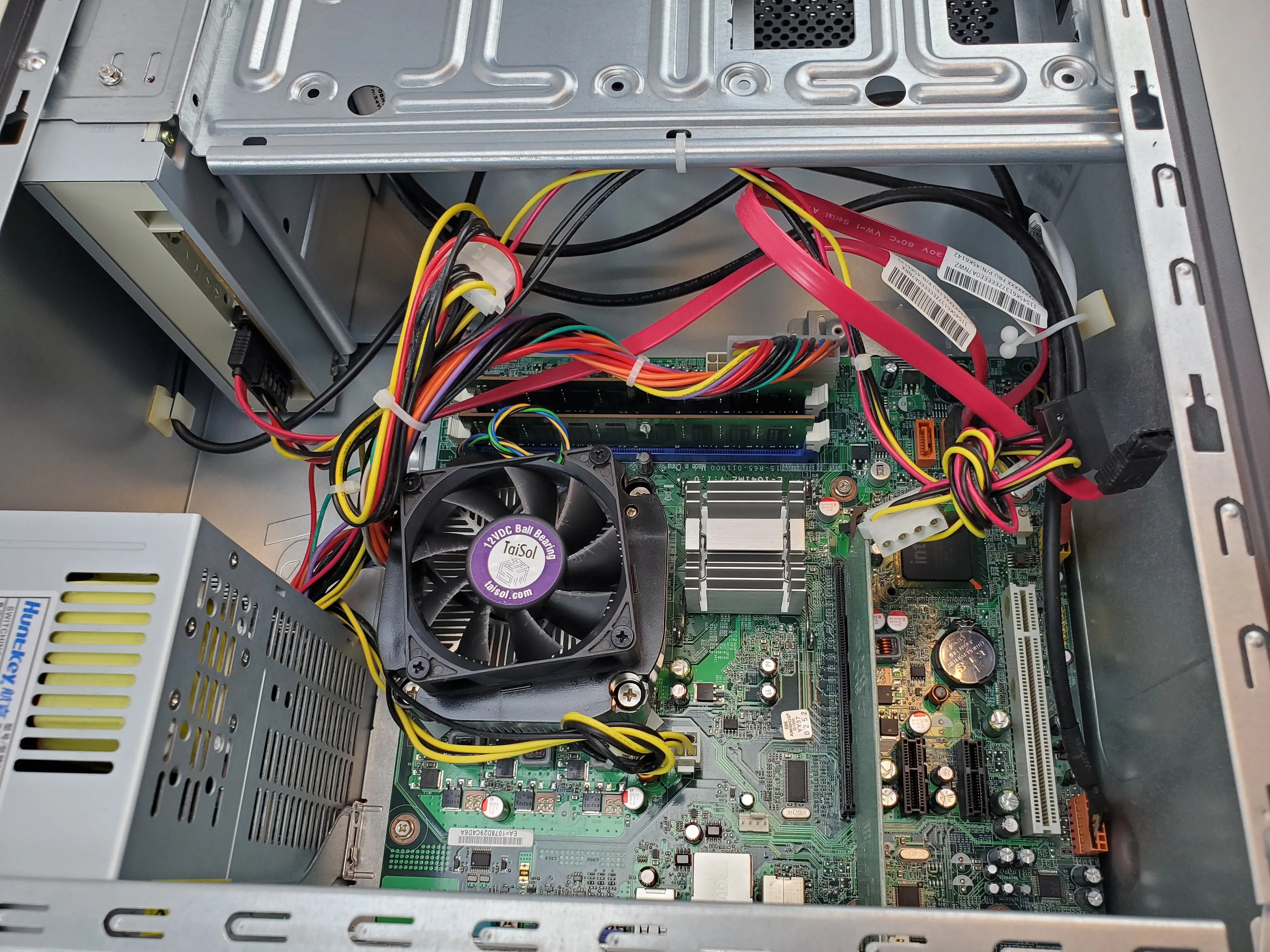 Lenovo ThinkCentre A70 L7G Mainframe Computer