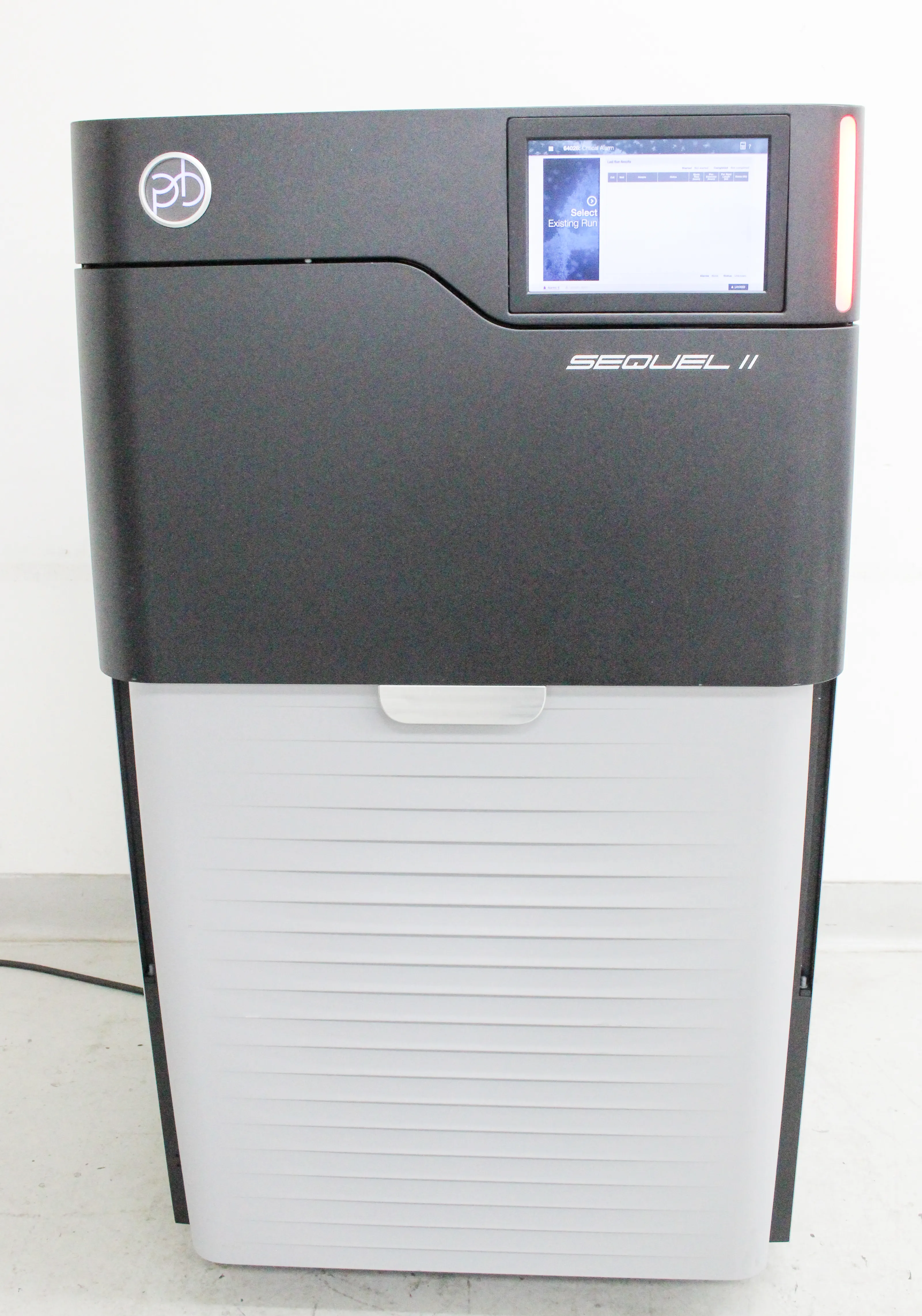 PacBio Sequel II Genome Sequencing System 101-447-000