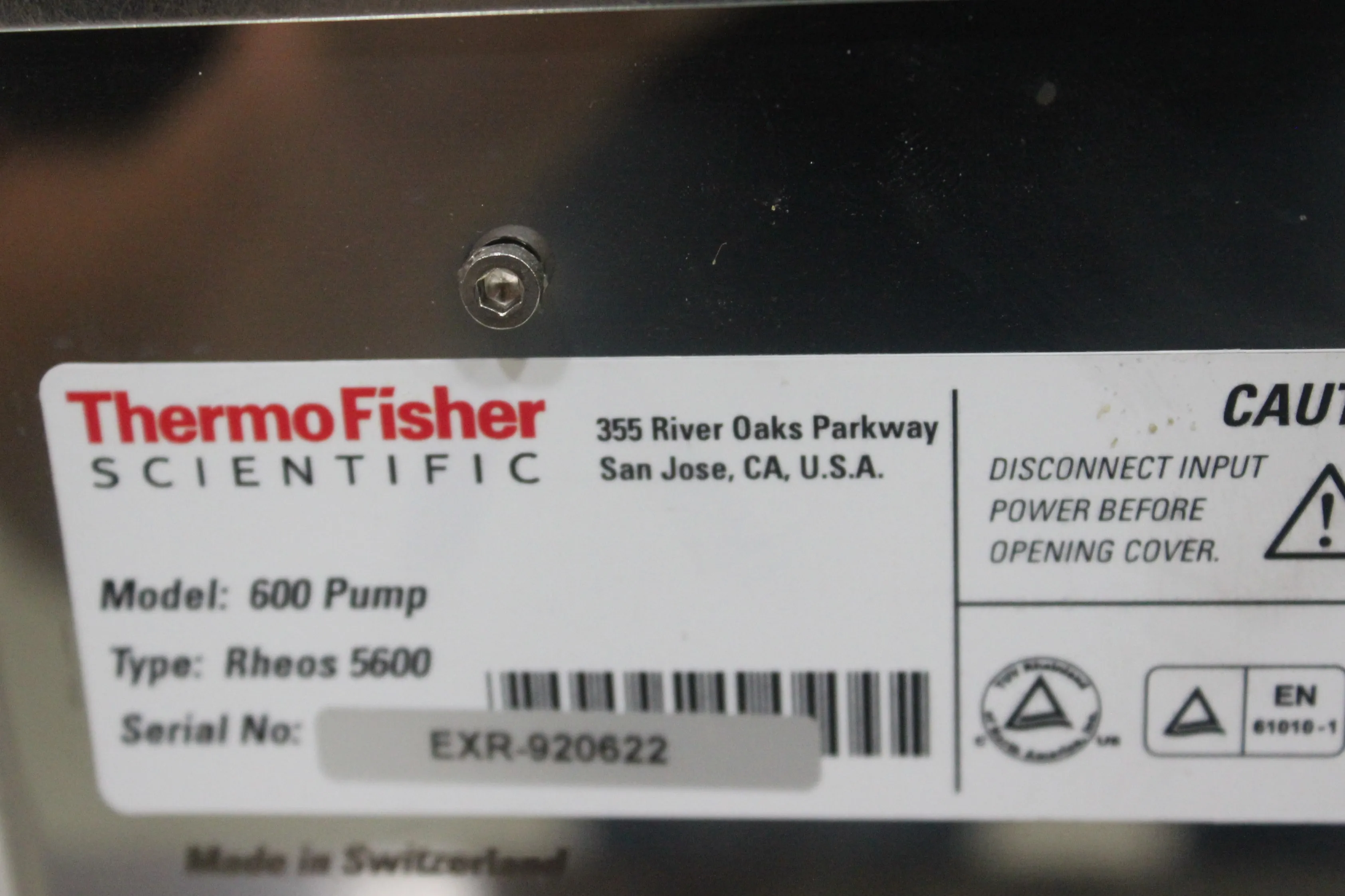 Thermo Fisher 600 Pump - Laboratory Equipment