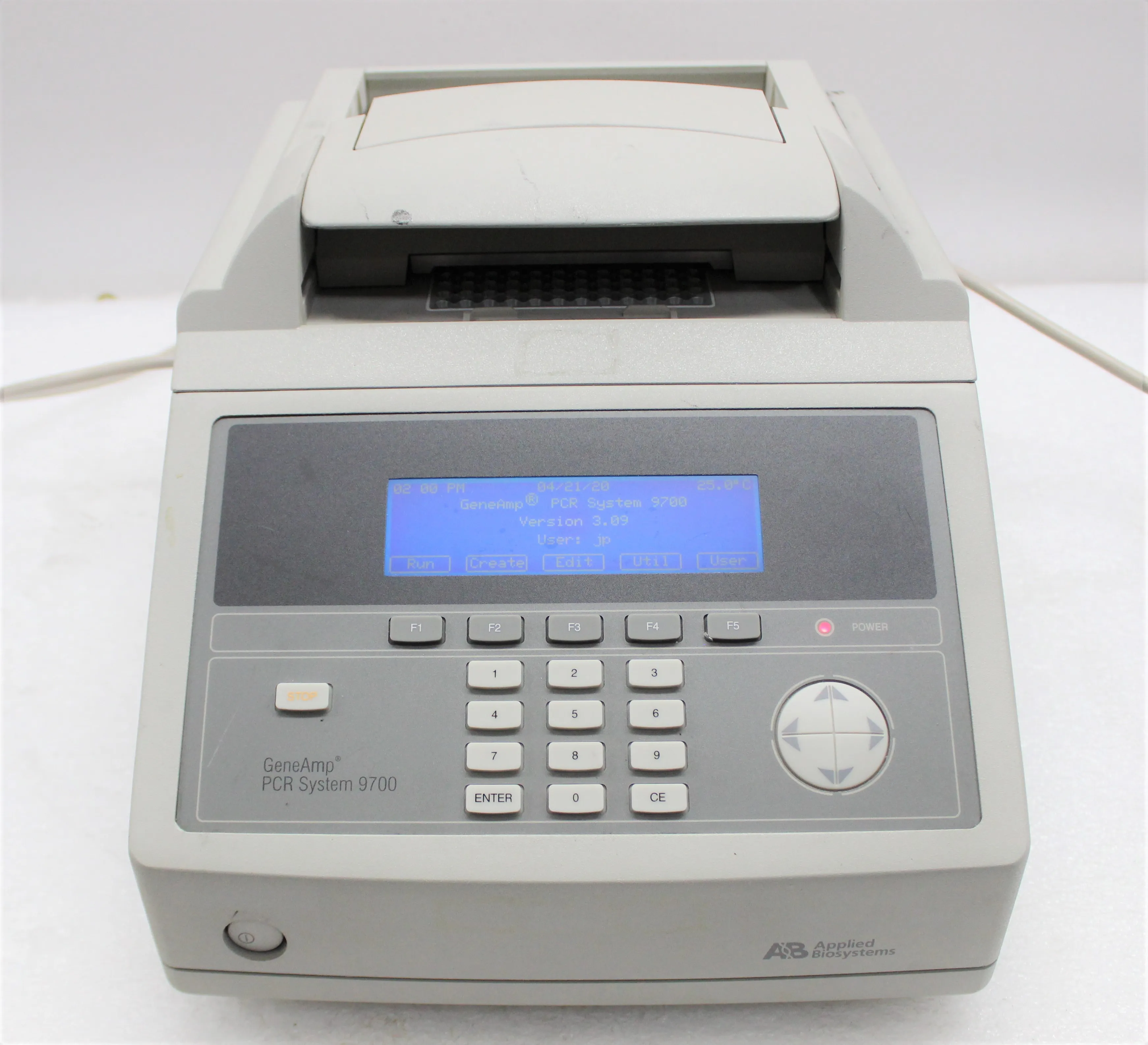 Used Applied Biosystems 9700 PCR Thermal Cycler N8050200