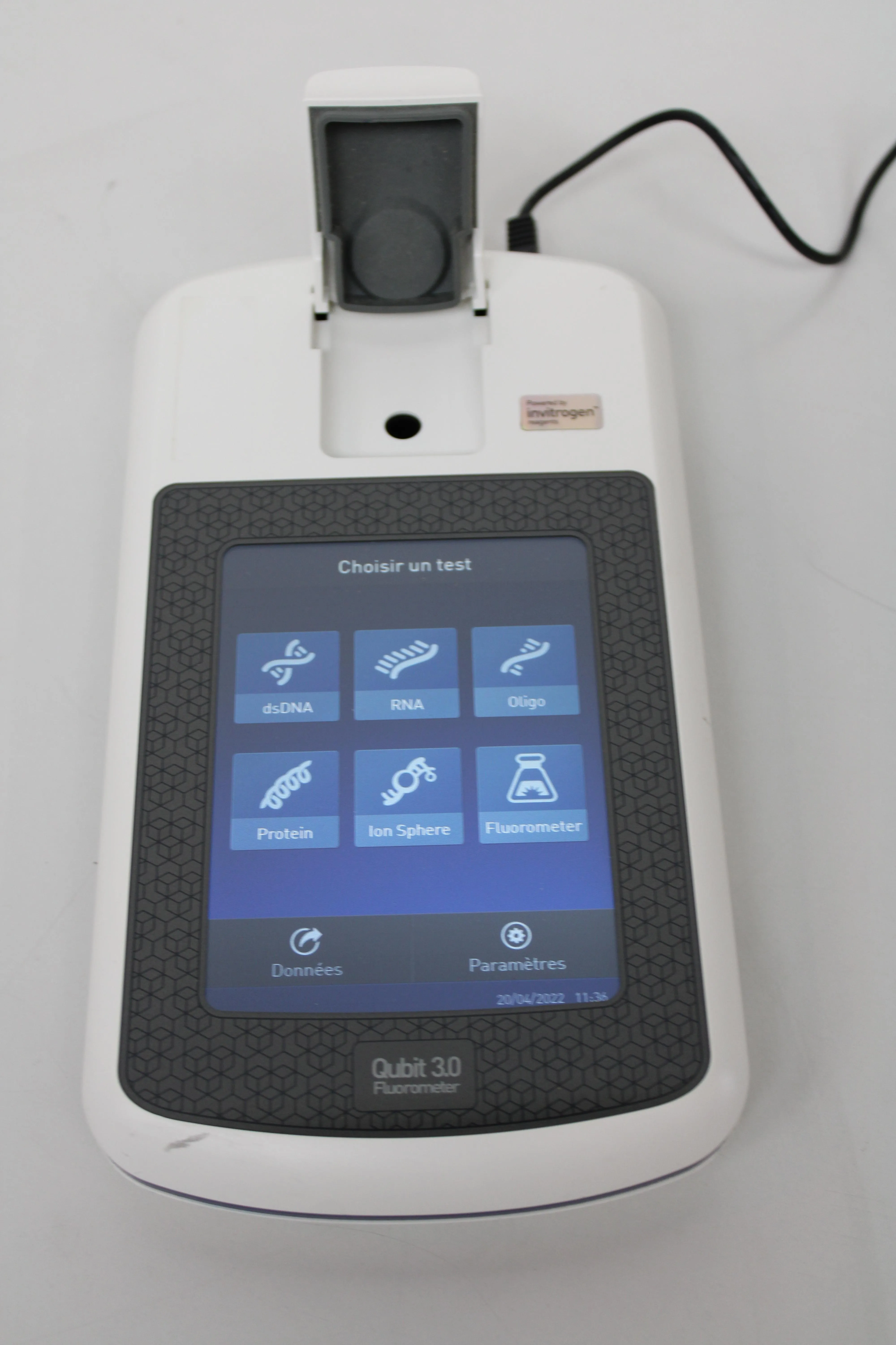 Used Life Technologies Qubit 3.0 Fluorometer DNA Synthesizer Q33216