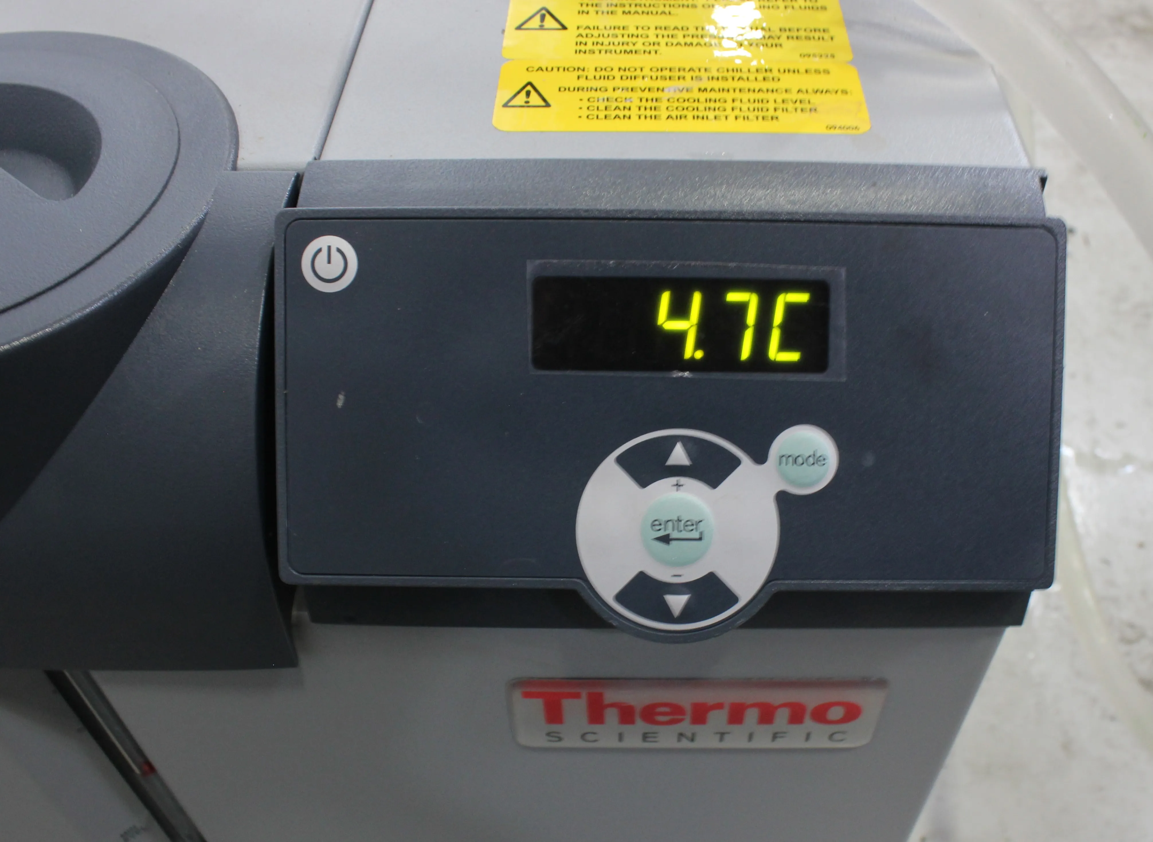 Thermo Fisher Neslab ThermoFlex900 Recirculating Chiller