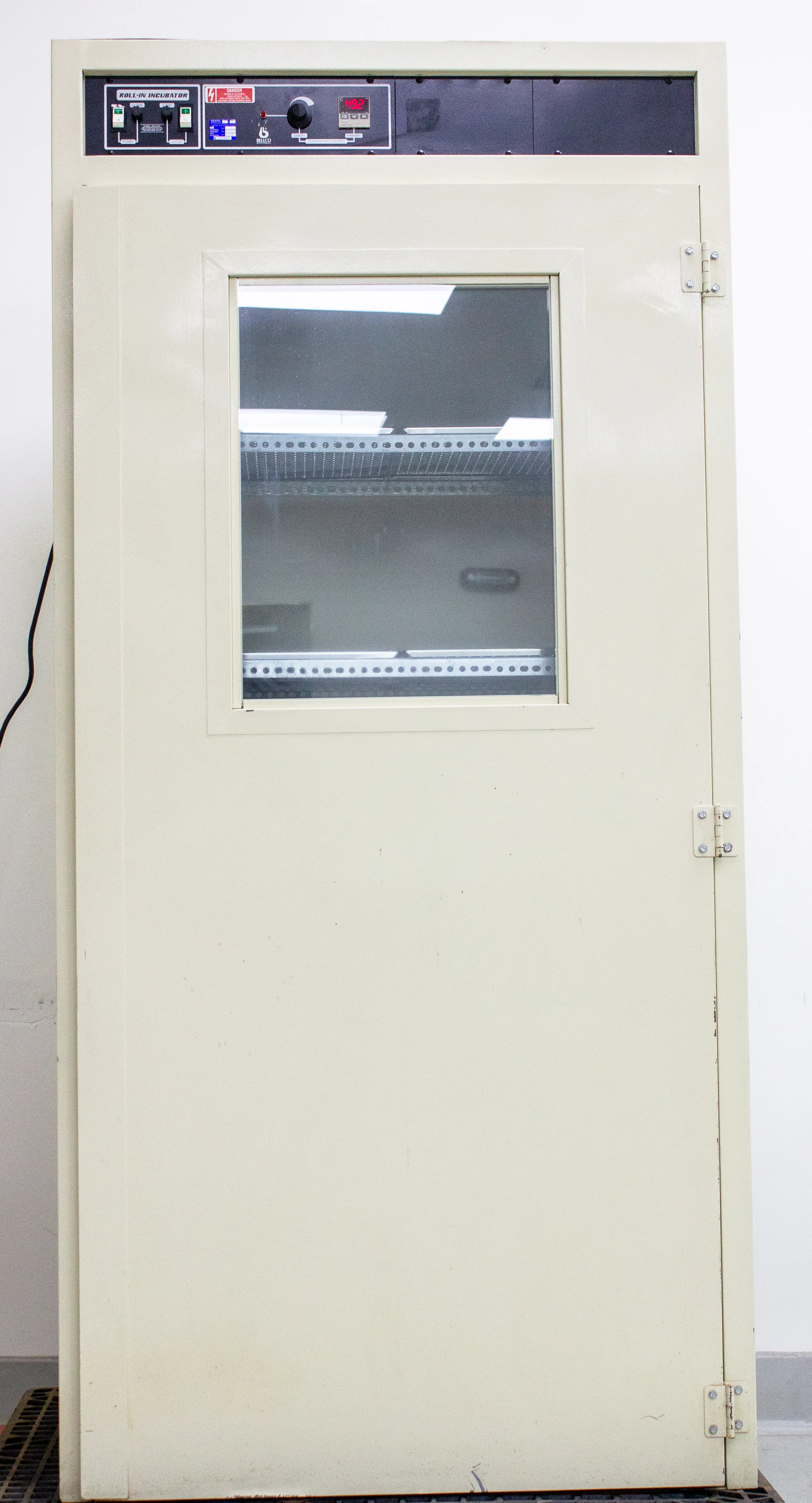 Bellco Glass Single Window Standard Roll-In Incubator 7728-S0095