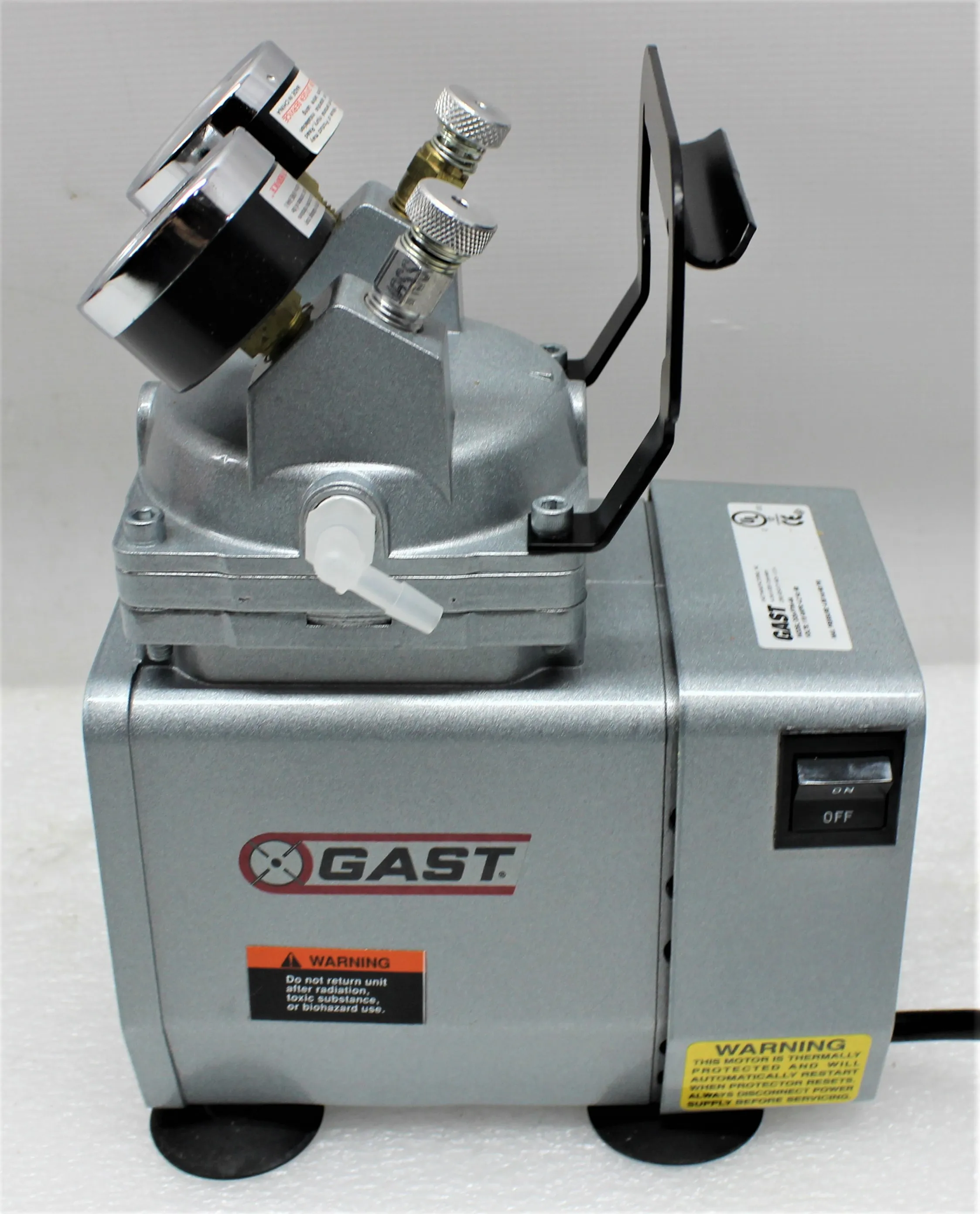 Gast Vacuum Pump Model: P704-AA 120V 50/60Hz