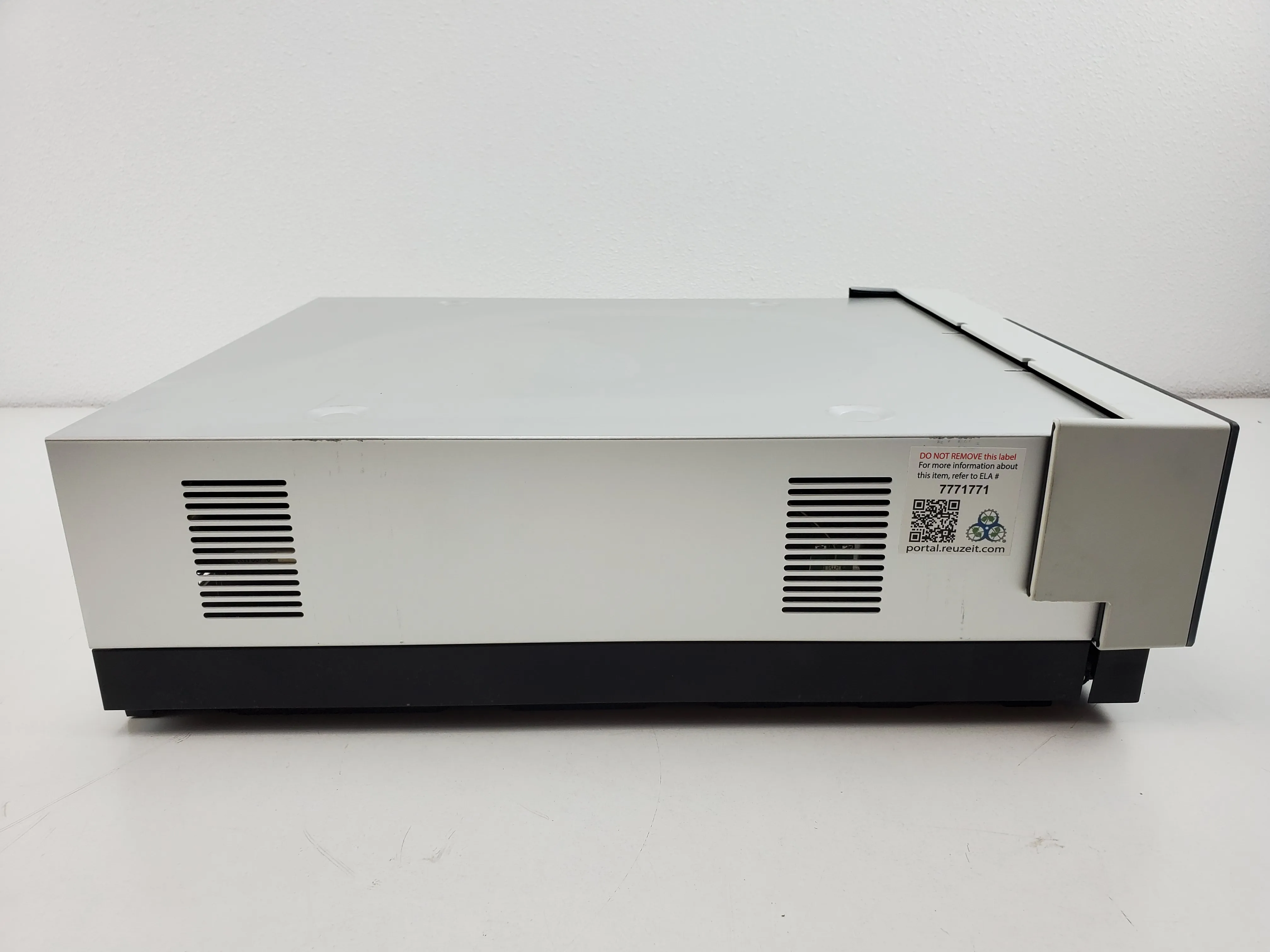 Thermo Scientific FLD-3100 Fluorescence Detector