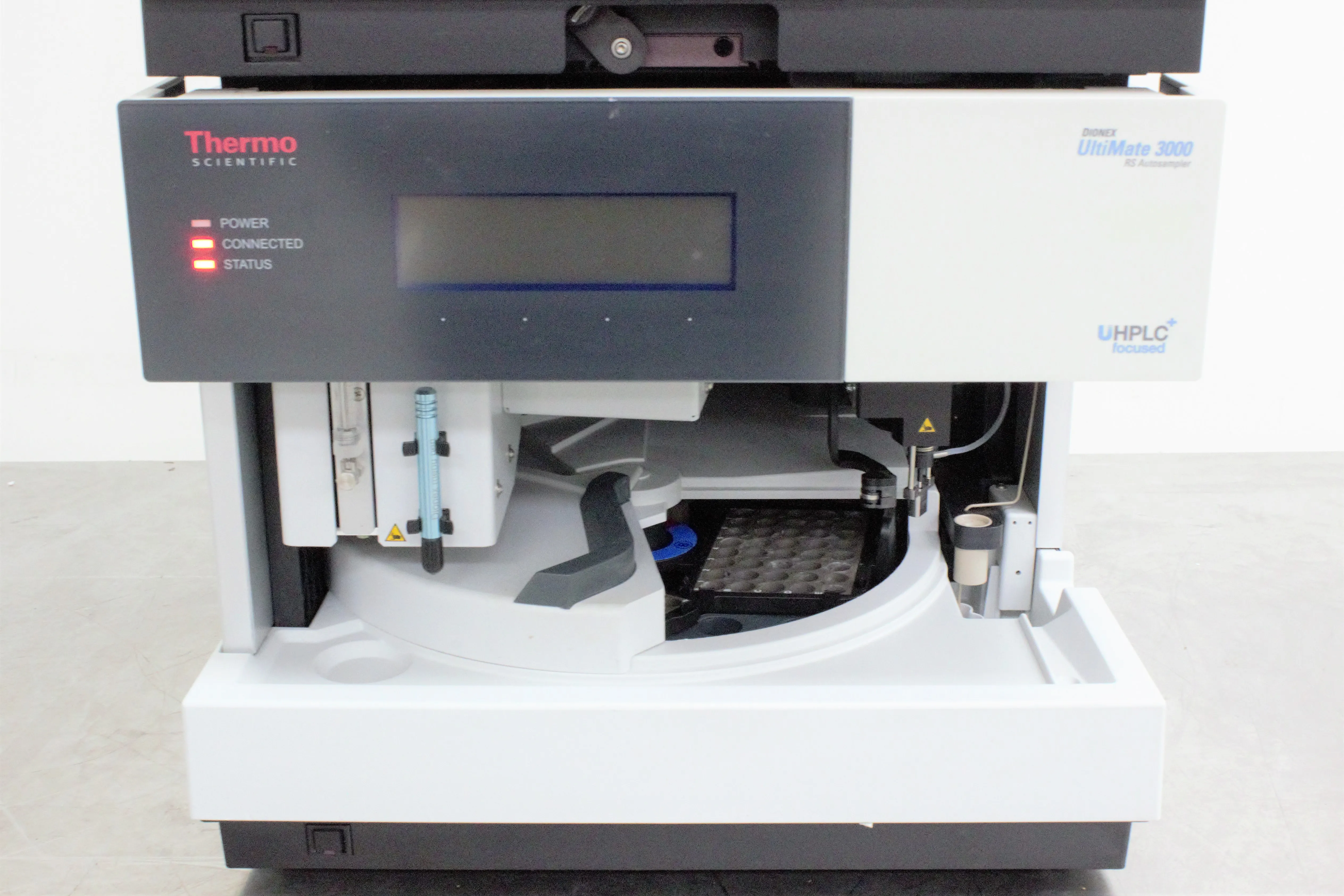 Thermo Scientific UltiMate 3000 RSLCnano System with WPS-3000TPL RS, NCS-35000RS NANO, and SRD-3400