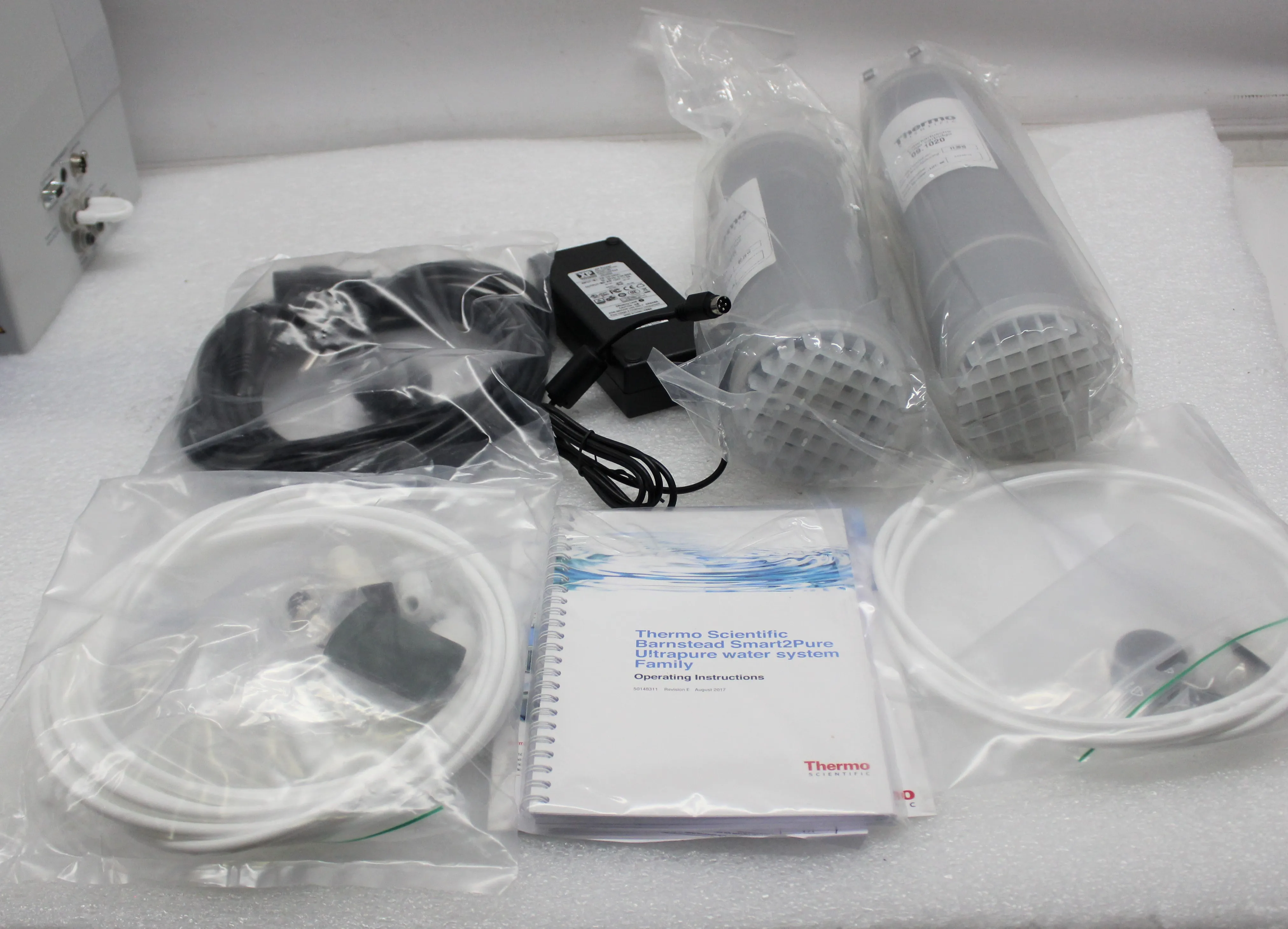 Thermo Scientific Barnstead Smart2Pure Water Purification System