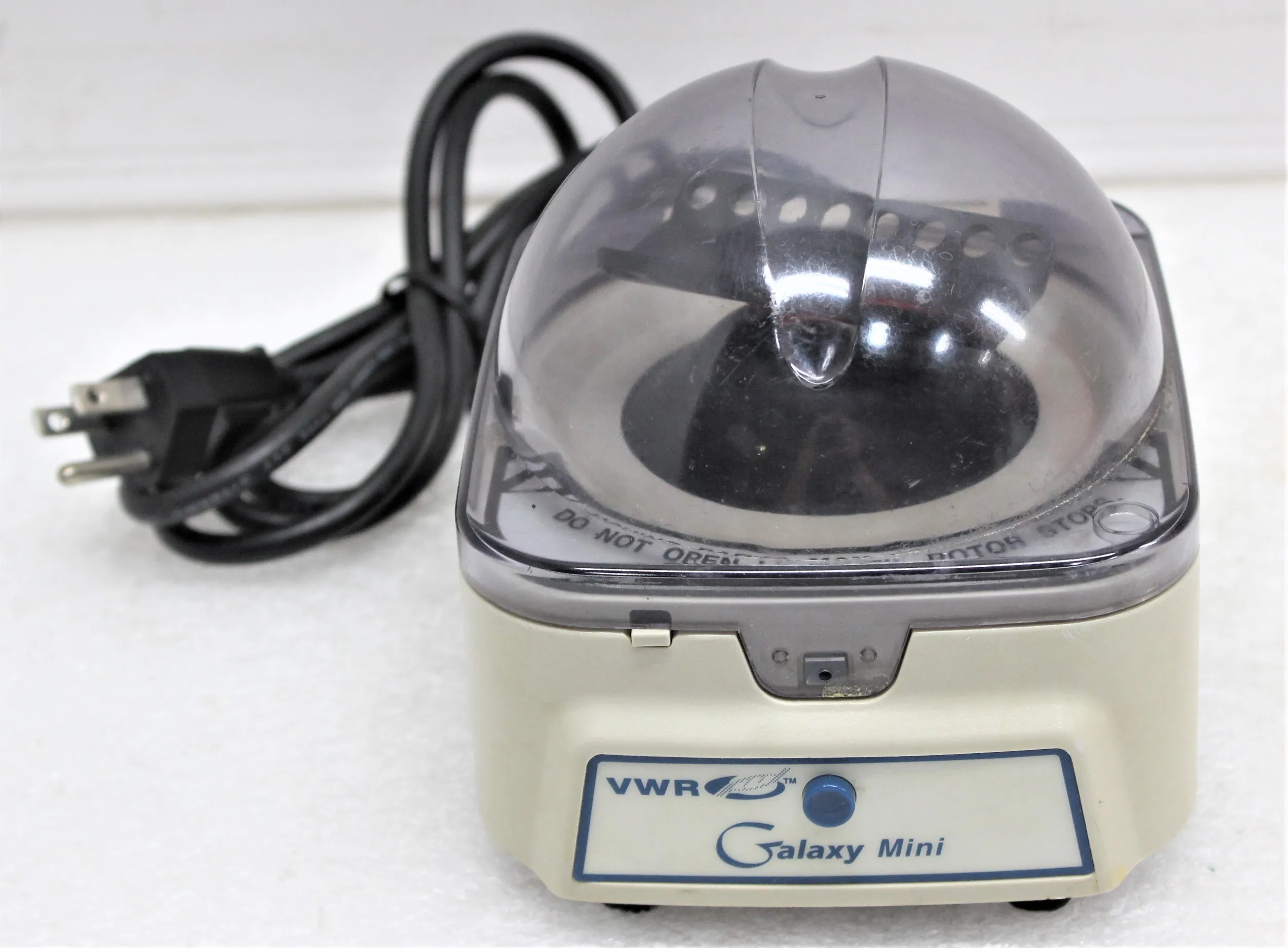 VWR Galaxy Mini Centrifuge C1213, Class 2 Used Microcentrifuge 120V 50Hz/60Hz 30-Day Warranty