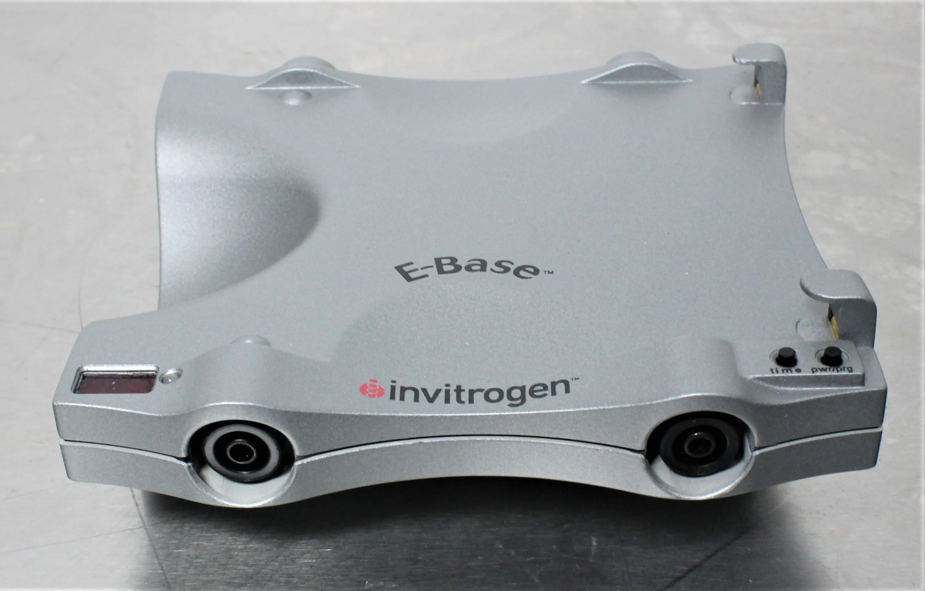 Used Invitrogen EBD03 Daughter E-Base Device for E-Gel and E-PAGE Electrophoresis Systems