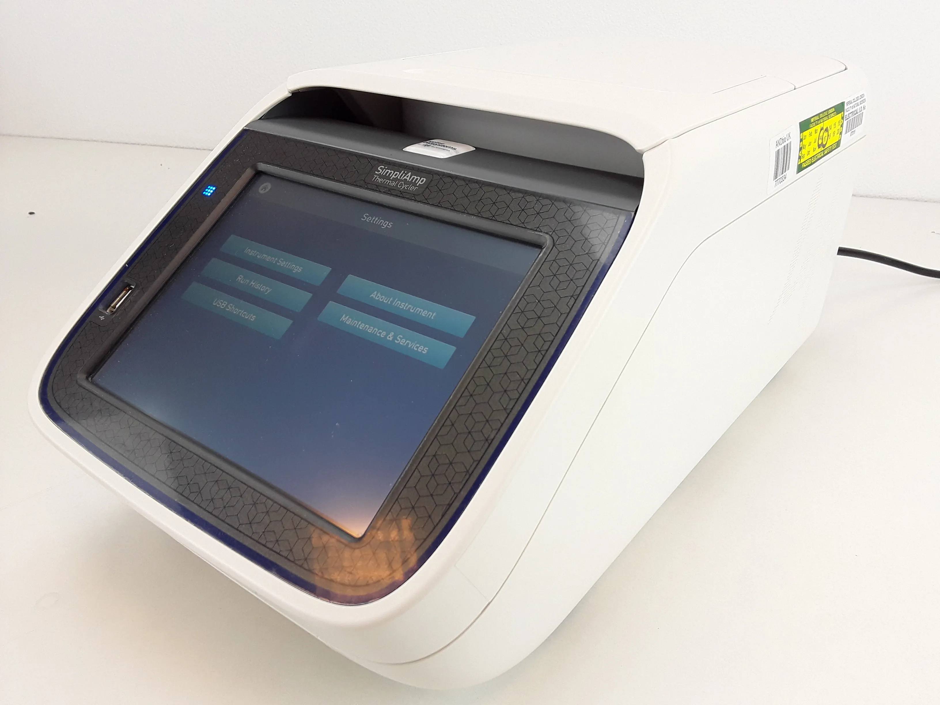 Applied Biosystems SimpliAmp PCR Thermal Cycler Class 1 240V 50Hz/60Hz 30-Day Warranty, 100% Parts and Labor