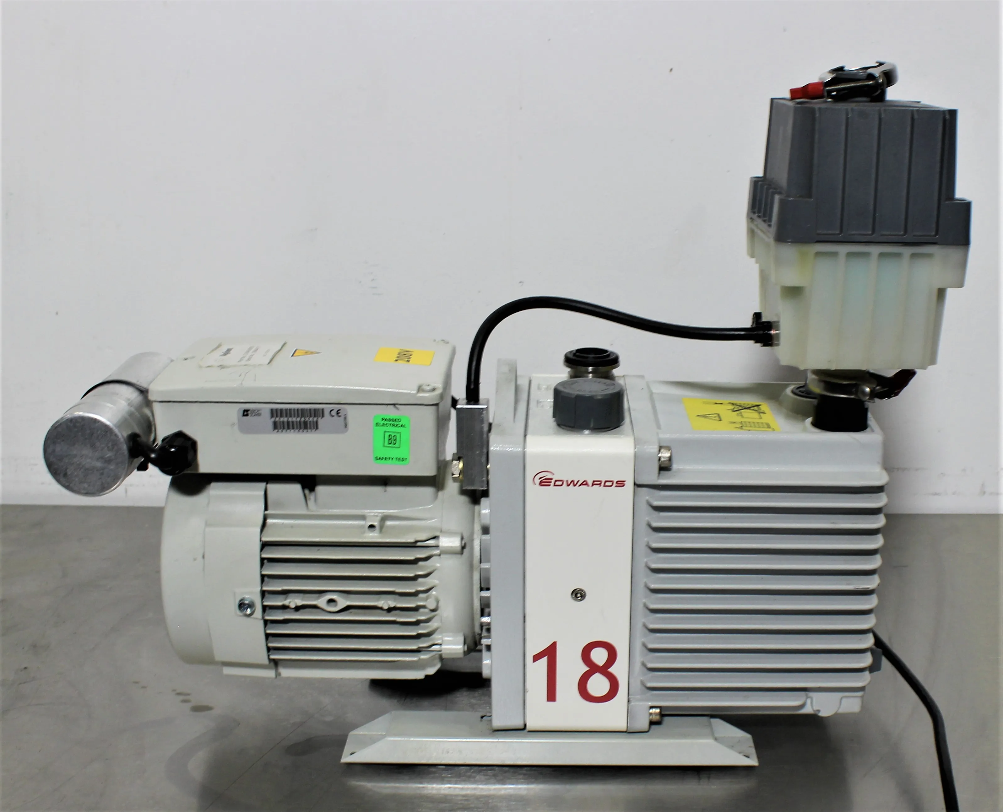 Edwards E1M18 Vacuum Pump