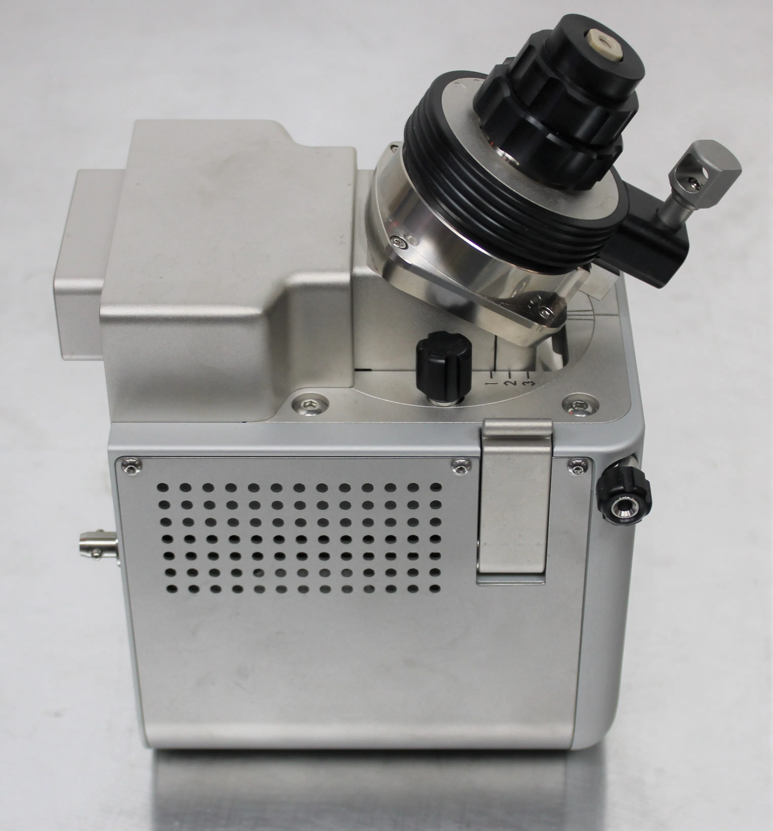 D.I.S Dynamic Integrated Solutions 80111-60470 Housing for Mass Spectrometry