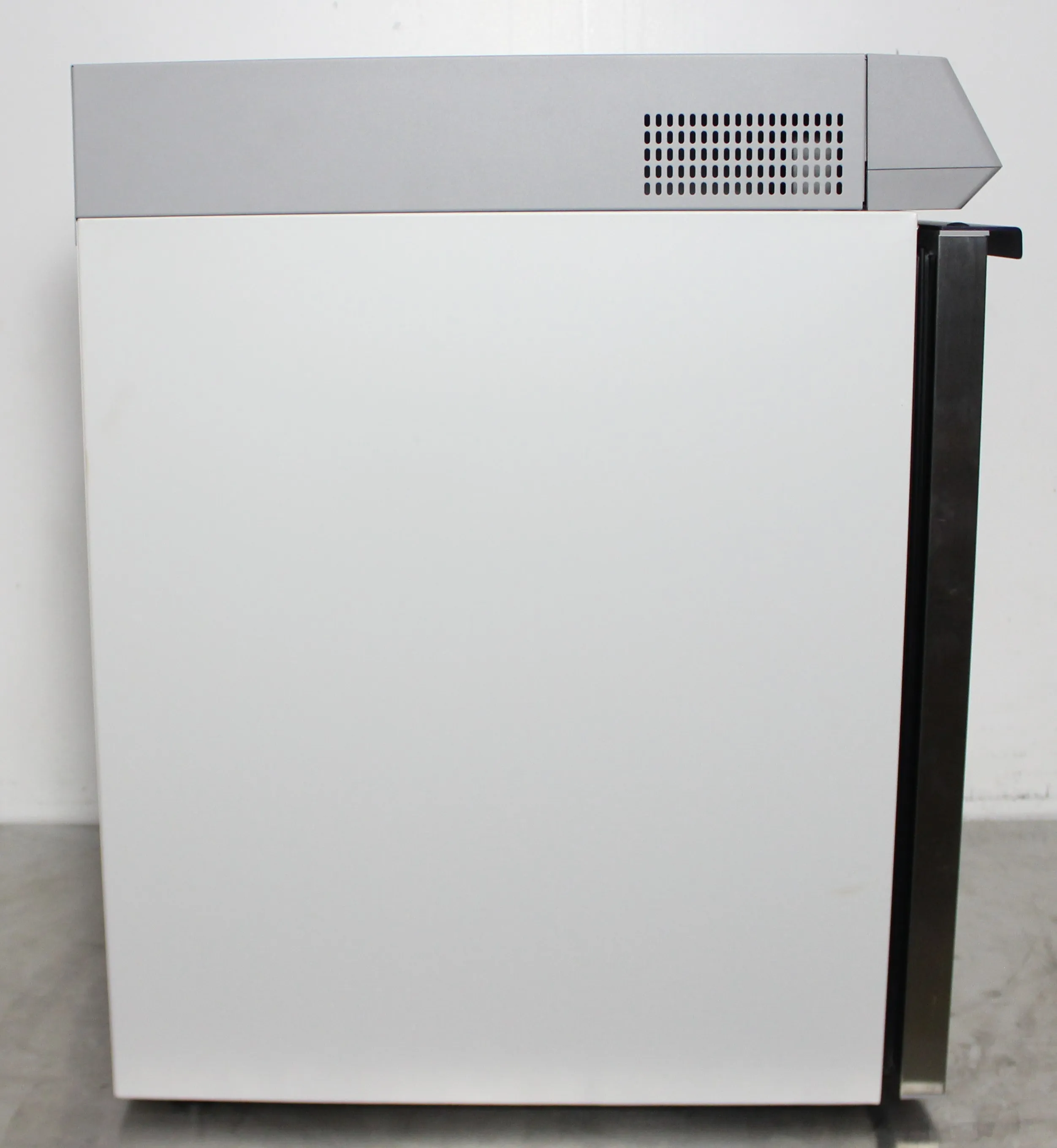 Thermo Scientific TSX Series High-Performance Undercounter Refrigerator, Glass Door