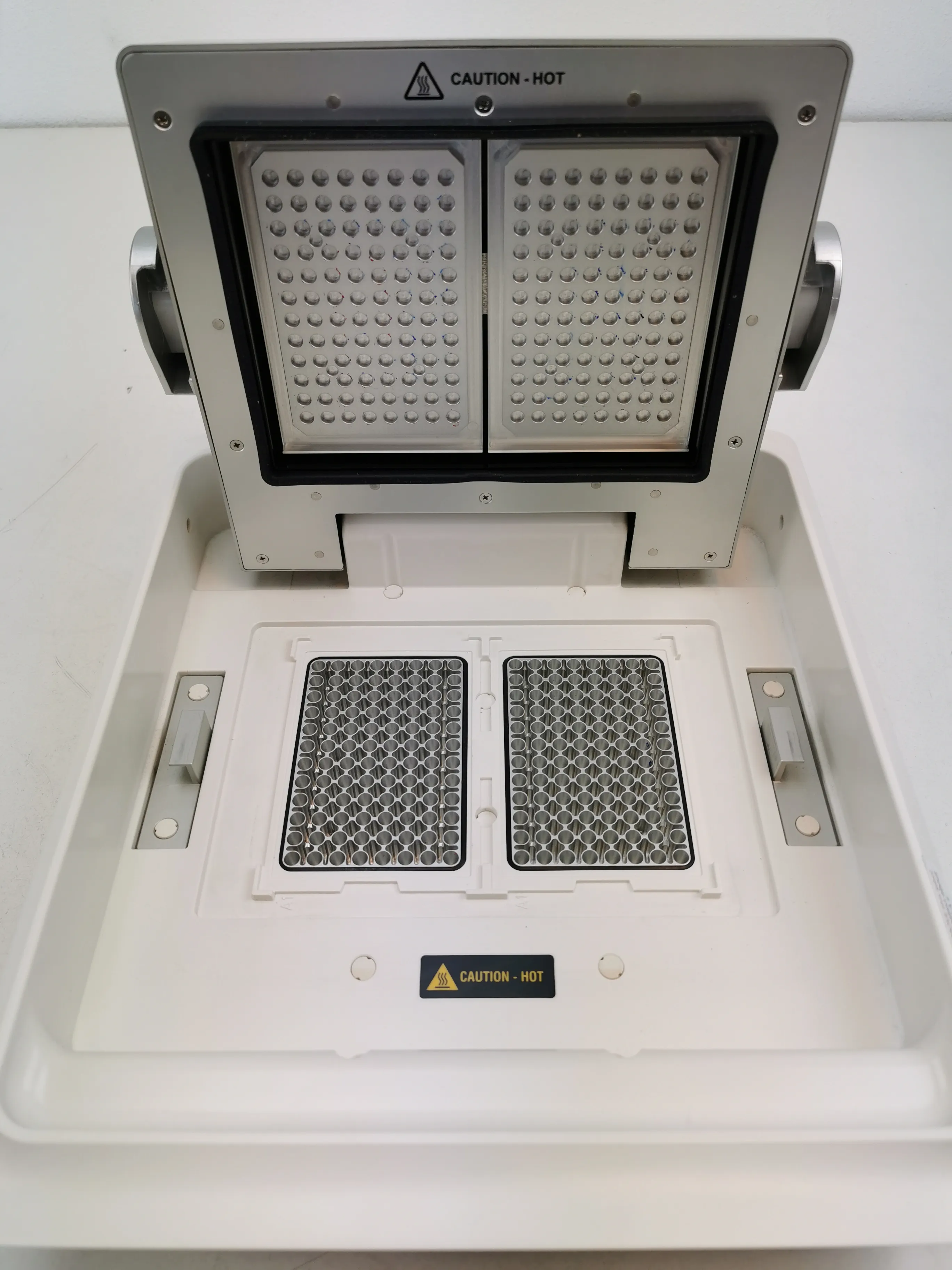 Applied Biosystems ProFlex Dual 96-Well Sample Block