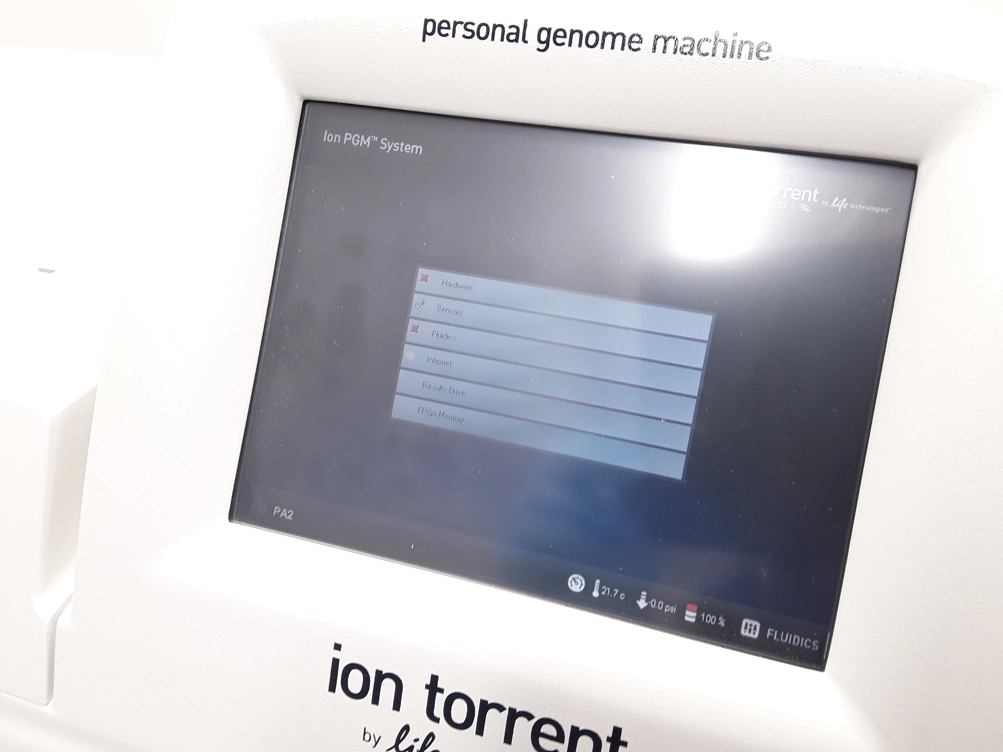 Ion Torrent / Life Technologies 7467 PGM DNA Sequencer (FOR PARTS)