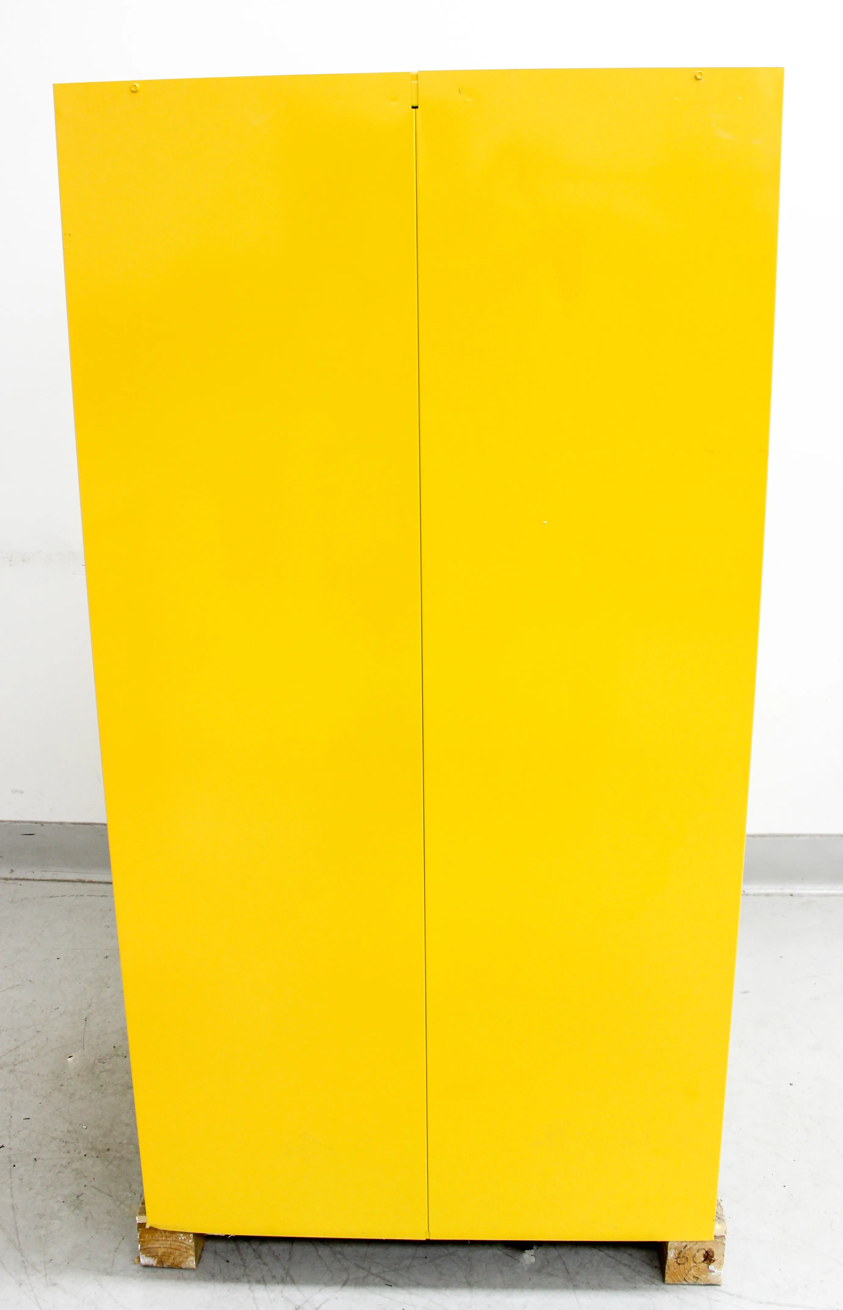 Uline Standard Flammable Storage Cabinet, Yellow, 60 Gallon H-1565S-Y