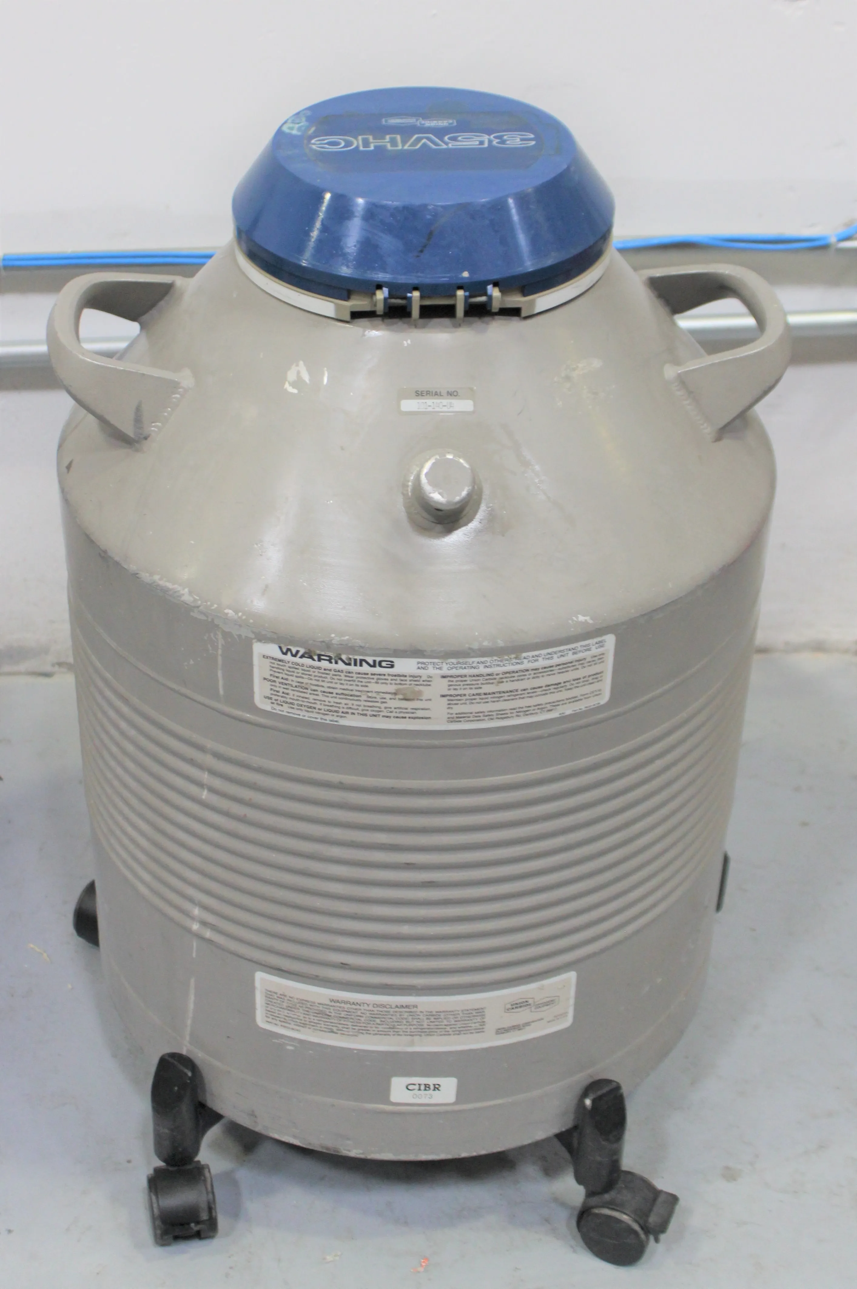 Taylor Wharton 35VHC Liquid Nitrogen Dewar - Used Laboratory Equipment