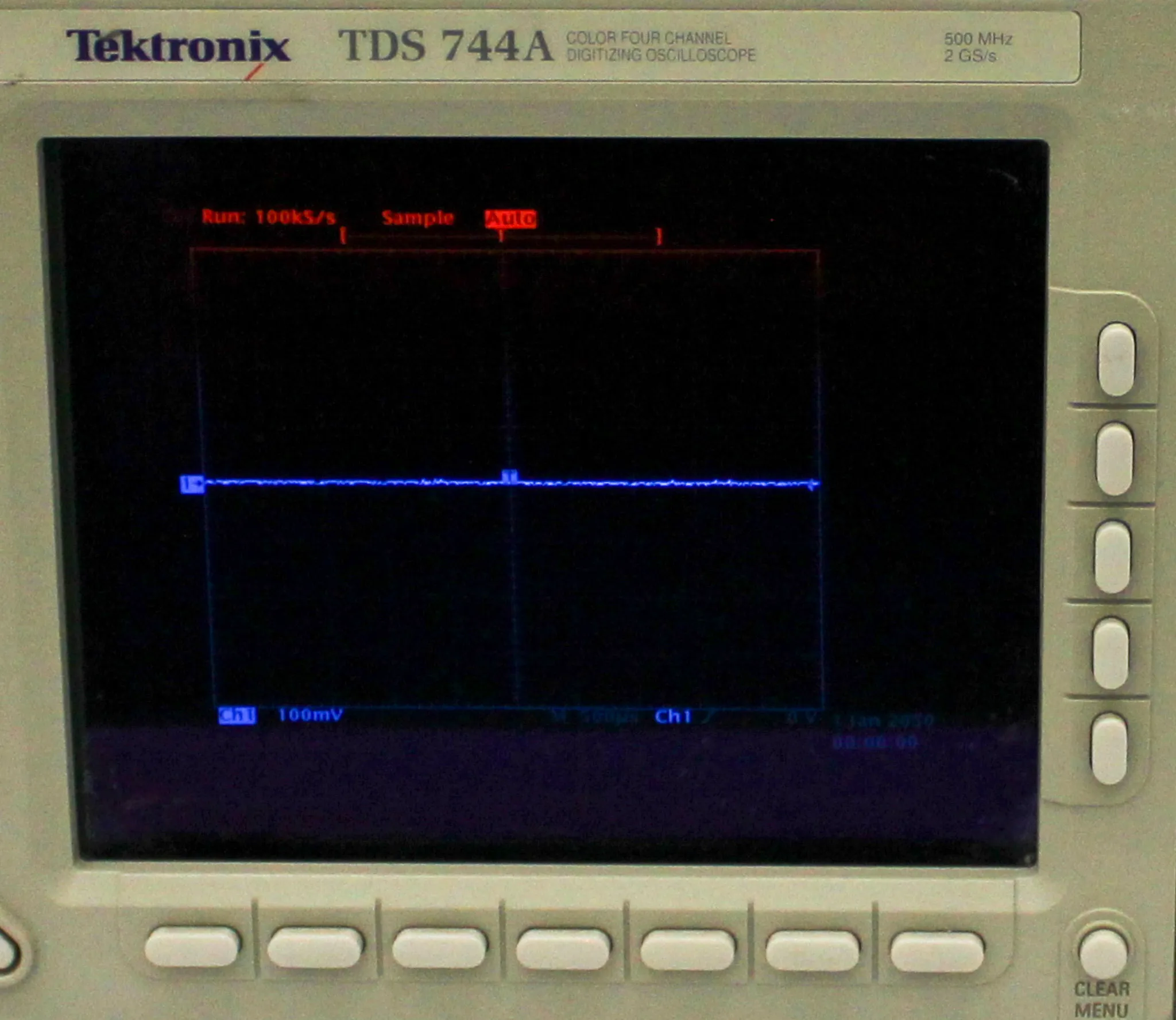 Tektronix TDS744A Color Four Channel Digitizing Oscilloscope