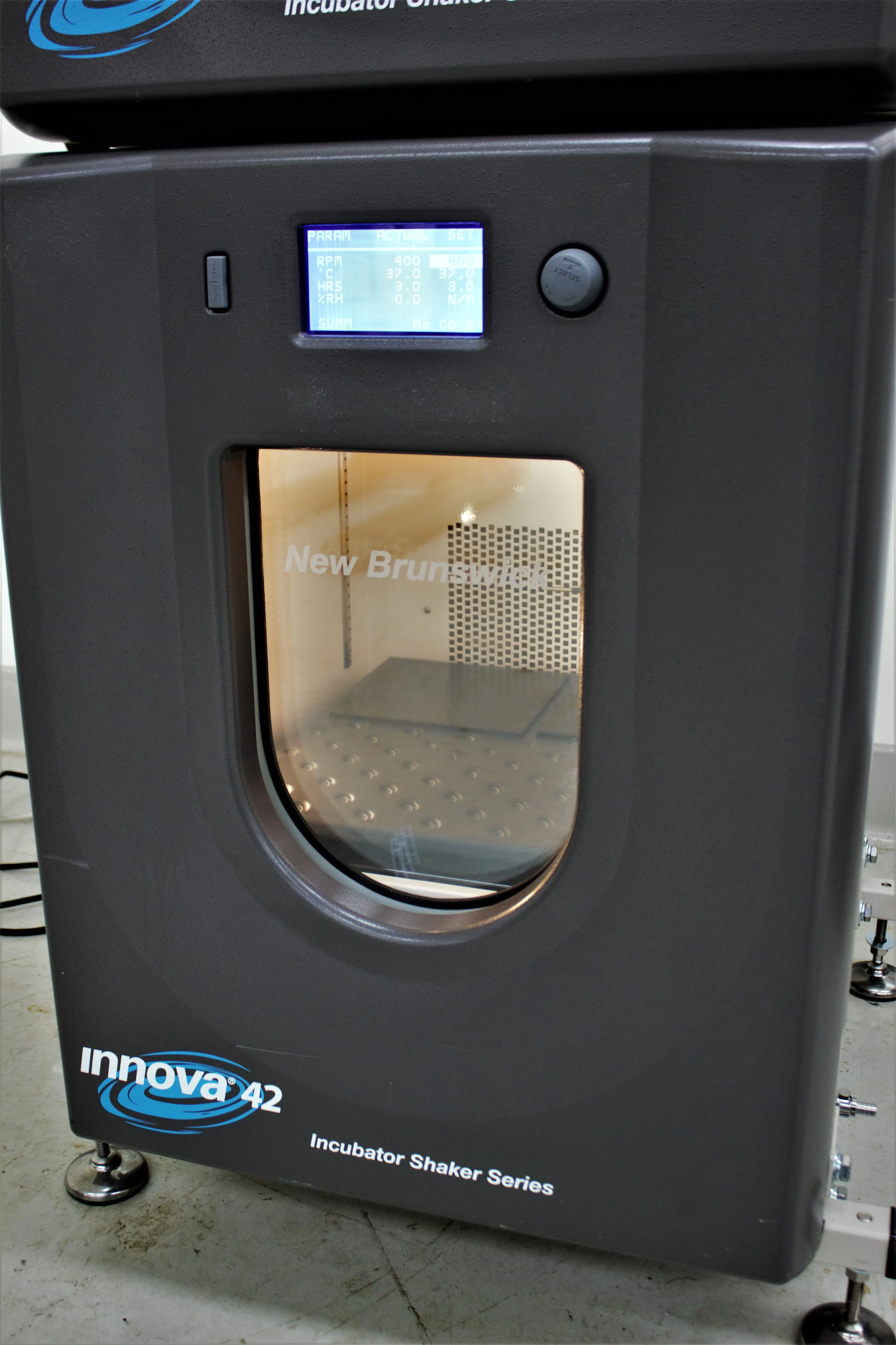 Eppendorf New Brunswick Innova 42R Double Stack Incubator Shaker