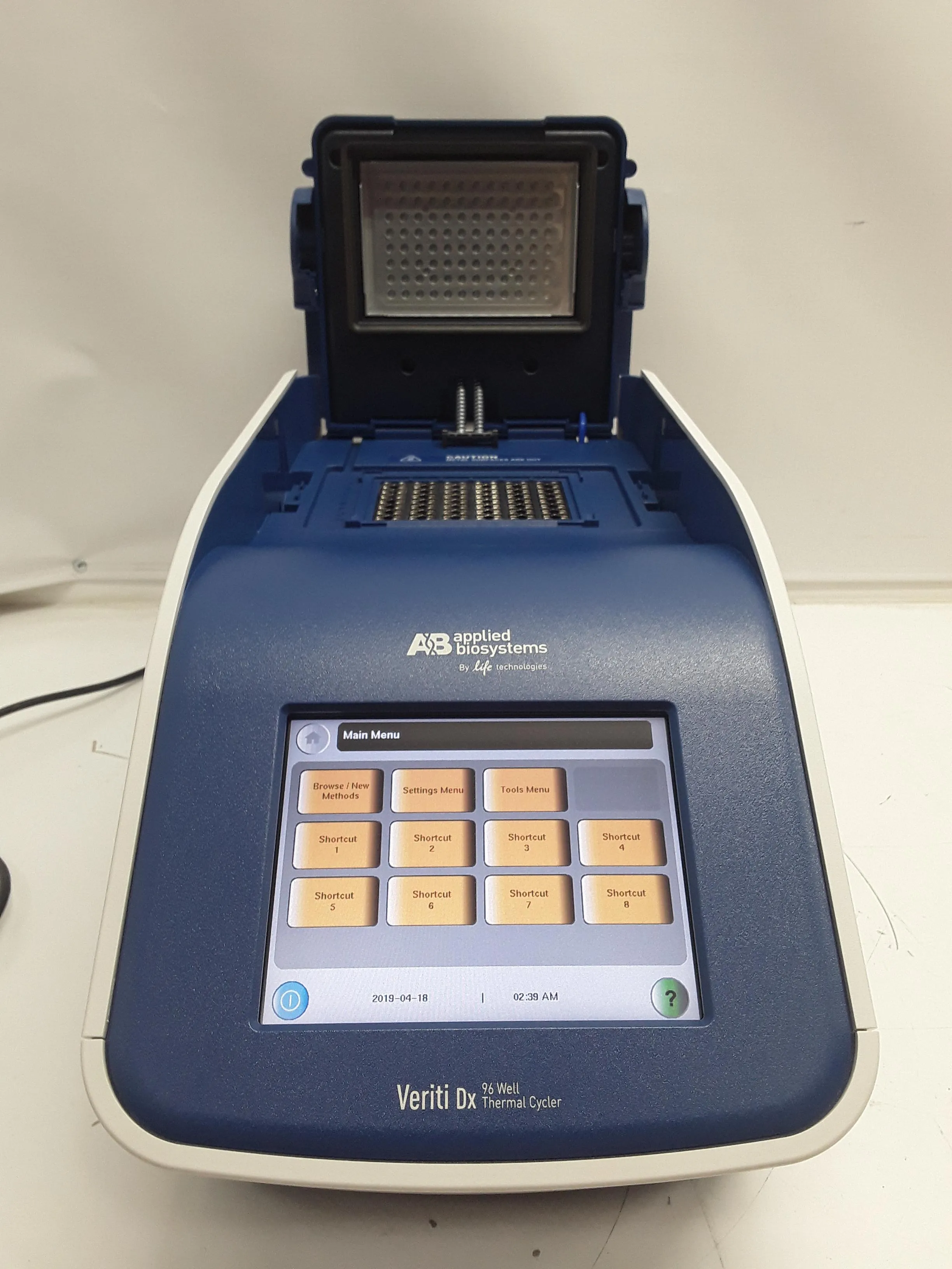 Applied Biosystems Veriti Dx 96-Well Thermal Cycler PCR System 4452300