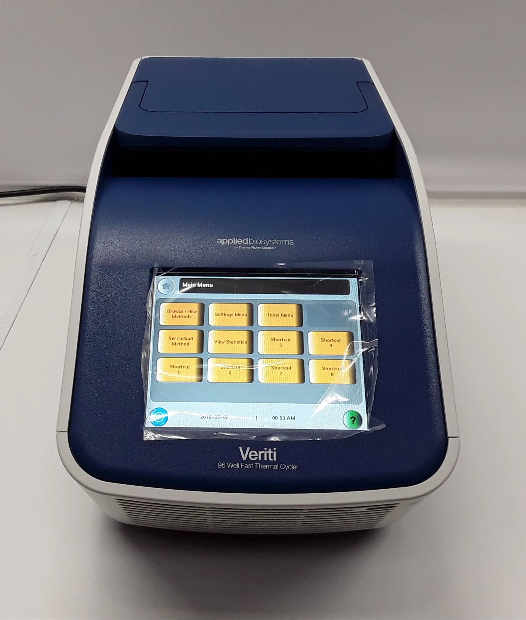 Applied Biosystems Veriti 96-Well Fast Thermal Cycler